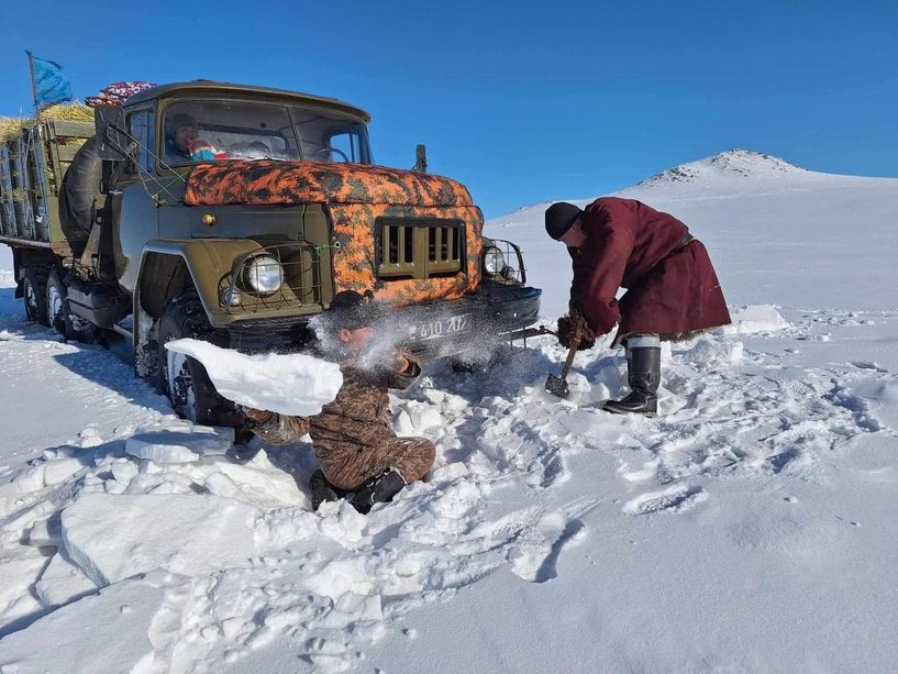 70 гаруй цэргийн алба хаагч өвөлжилт хүндэрсэн 6 аймагт ажиллаж байна