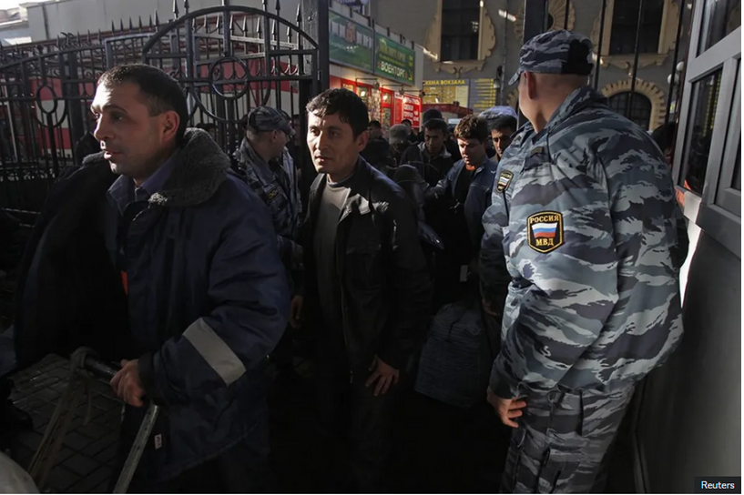 Москвад гарсан халдлагаас болж ОХУ-д Төв Азийн цагаачдыг эсэргүүцэх болжээ