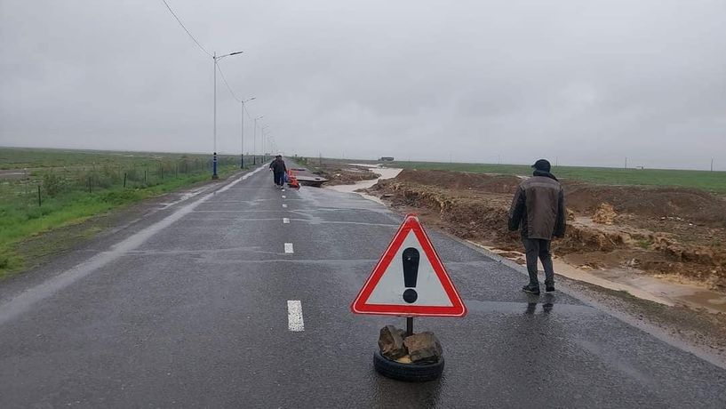 Мандалговь-Даланзадгадын замын 6 хэсэгт эвдэрчээ