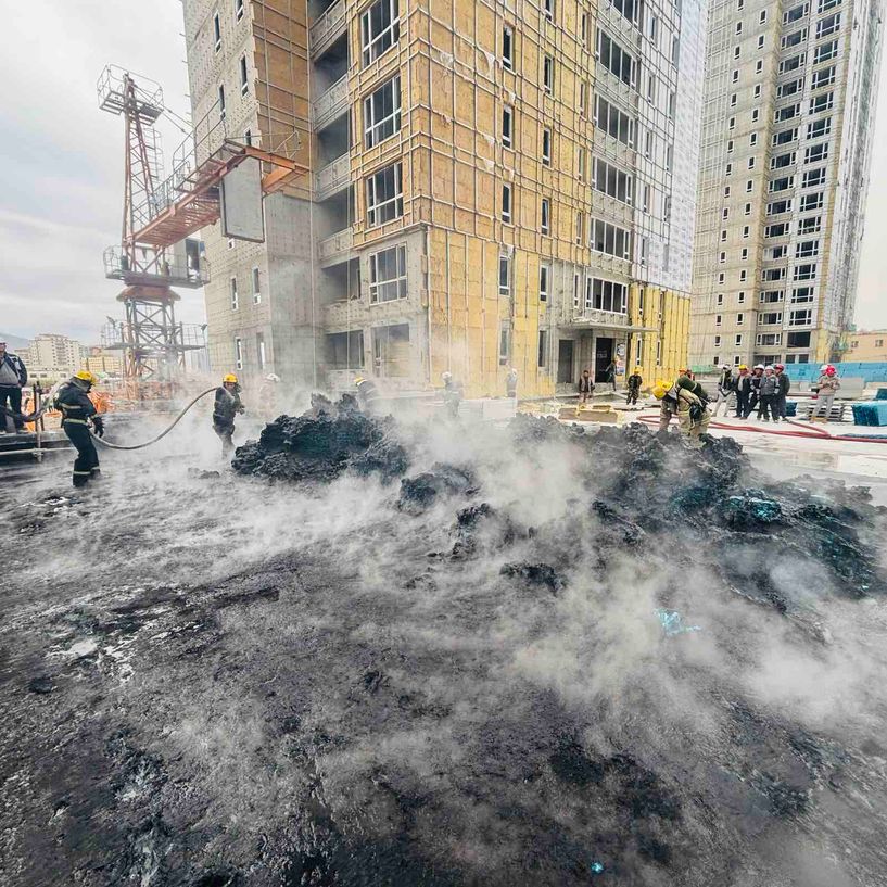 Гараашт гарсан галыг бүрэн унтраалаа