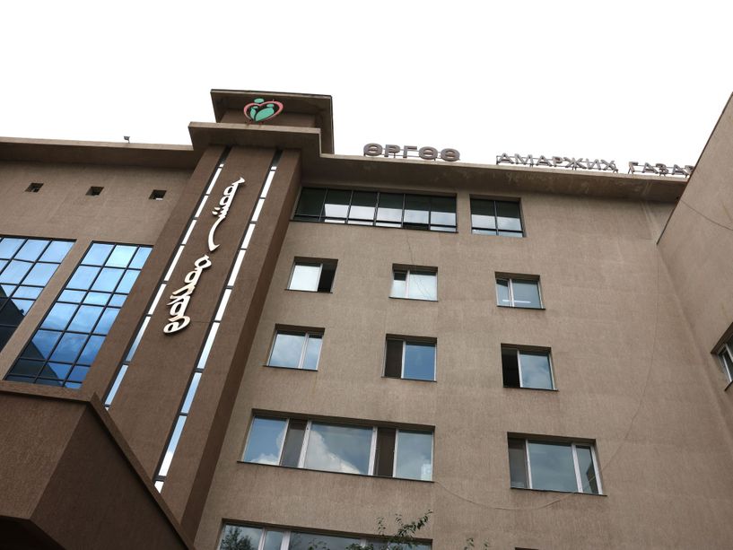 Төрөх эмнэлгүүдийг диализын аппараттай болголоо