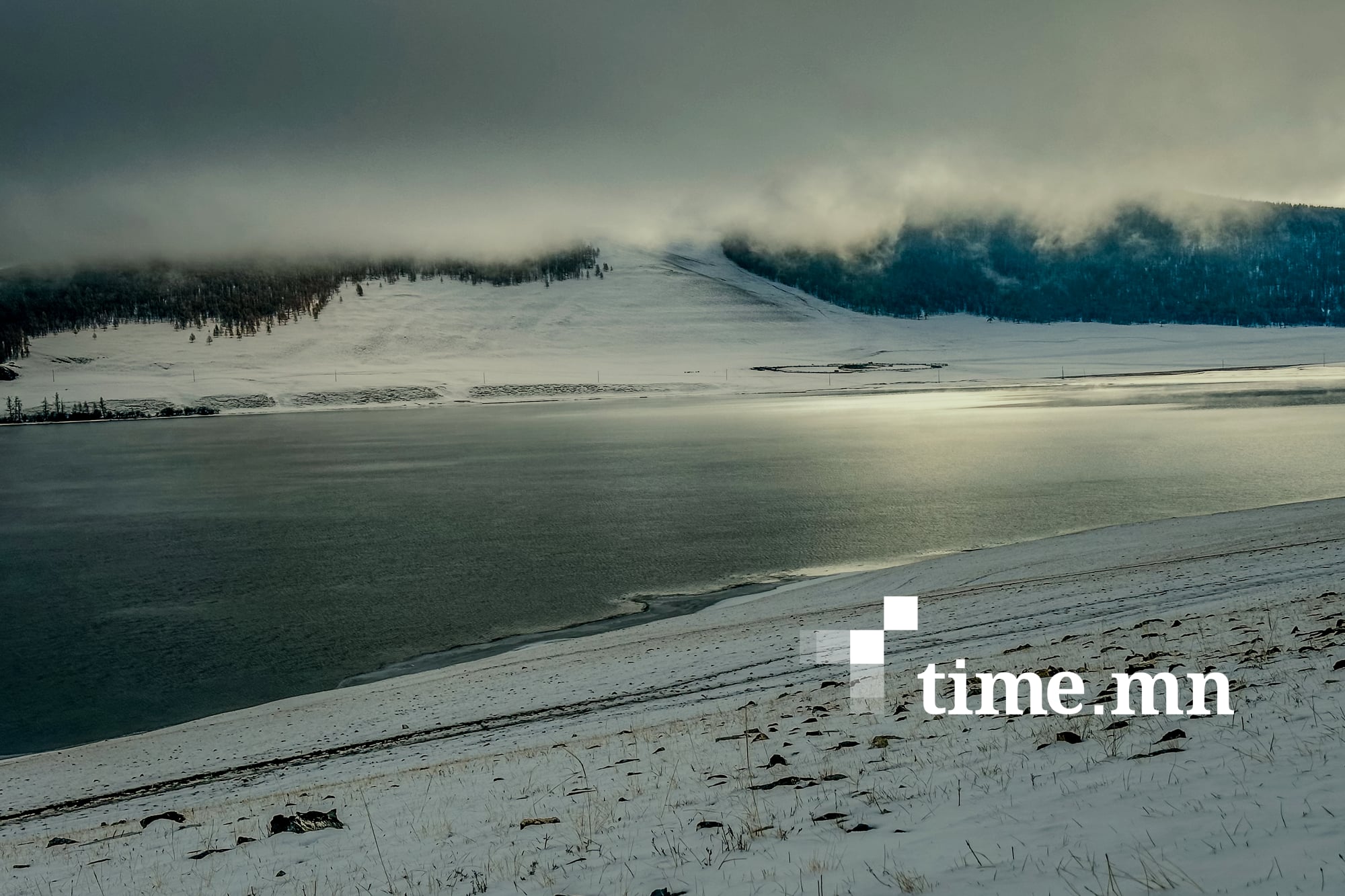 Нууранд живсэн “Портер”-ыг татан гаргажээ