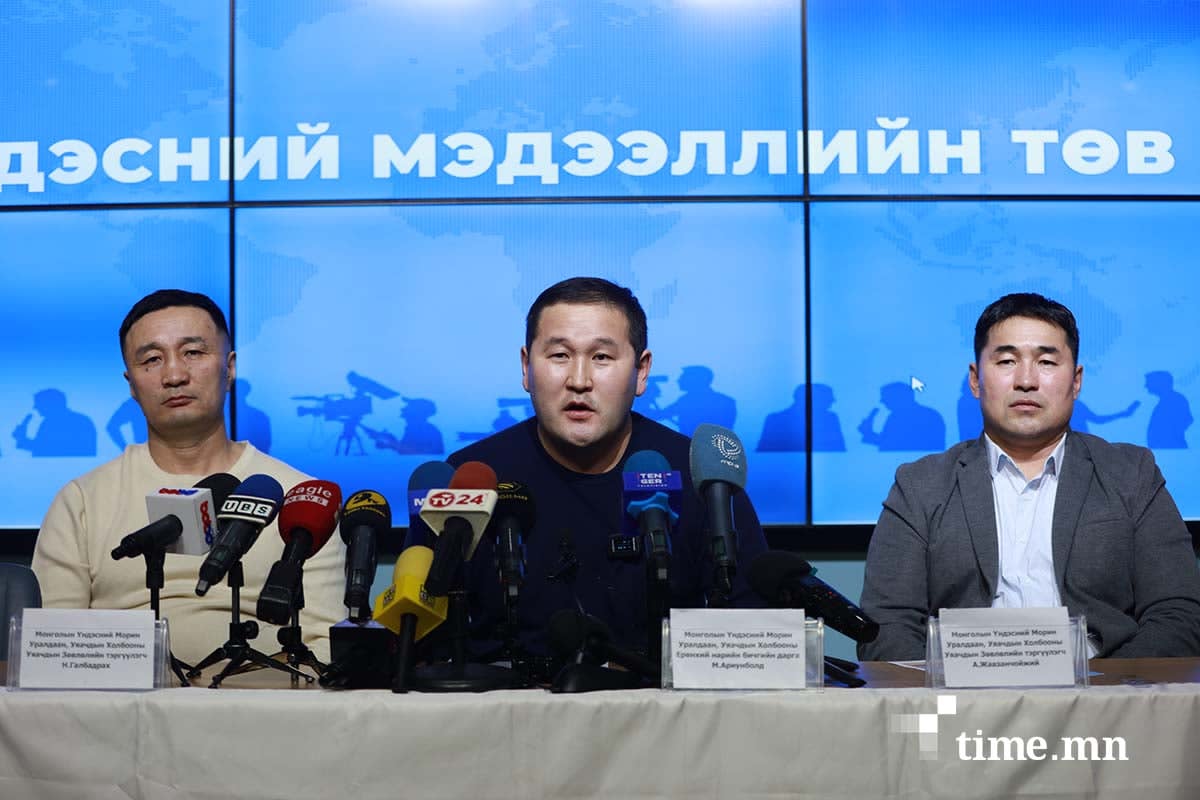Монгол адуу унан уралдаж буй хүүхэд гэмтэх эрсдэл эрлийз адуу унаж уралдахаас бага байдаг
