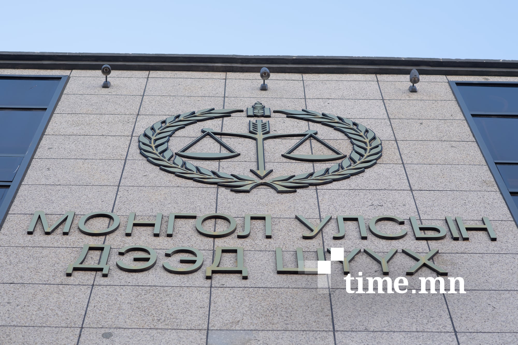 Зорчигчоо бэртээсэн автобусны жолоочийг шүүх яллажээ