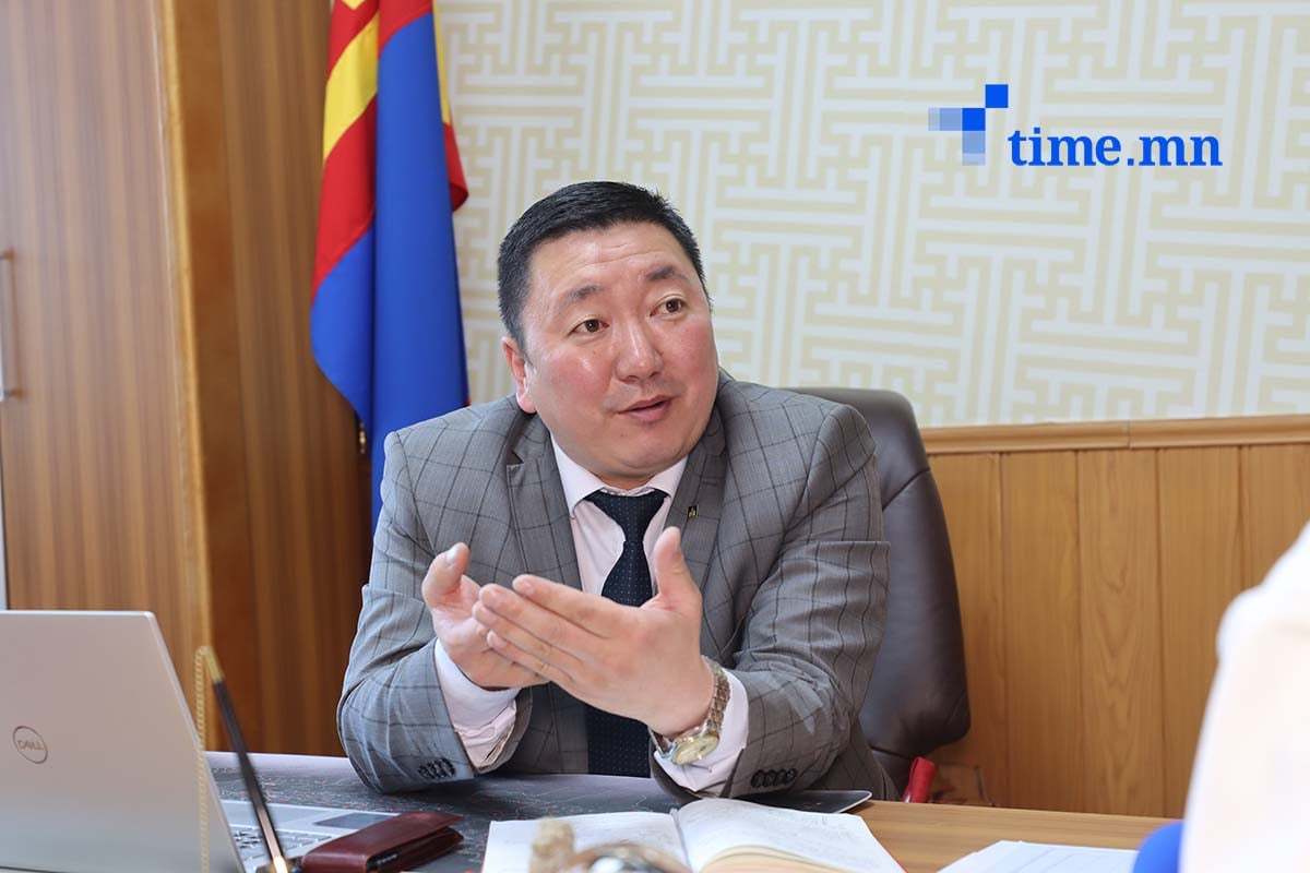 Засгийн газрын авто баазын захирал Г.Чинзориг: Манай бааз татвар төлөгчдийн мөнгөөр, төрөөс цалинждаггүй. Өөрсдөө ашиг олж цалин хөлс, машины сэлбэг, бензин тосны мөнгөө олдог