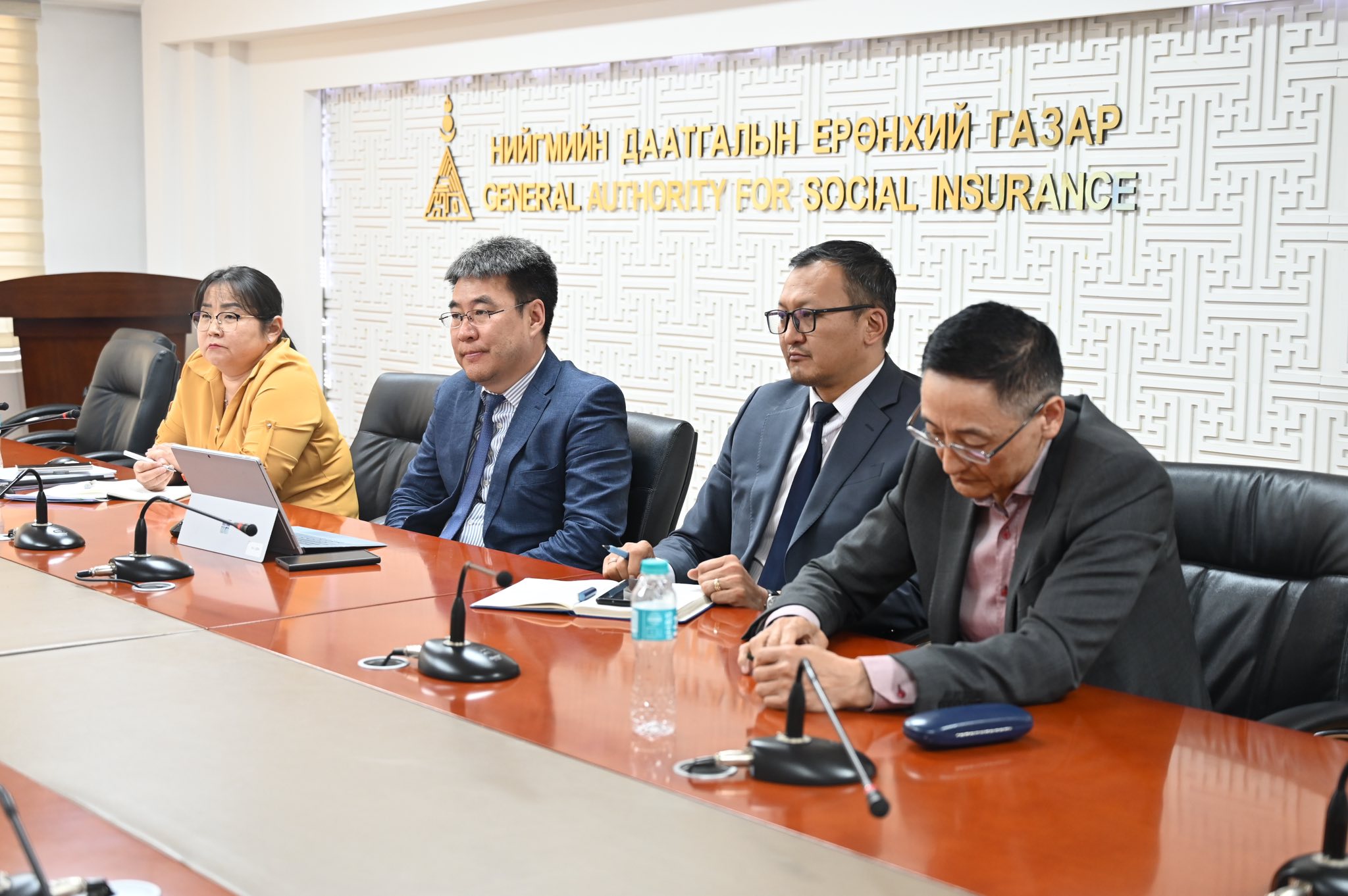 Нийгмийн даатгалын албан хаагчдыг мэргэшүүлэн сургана