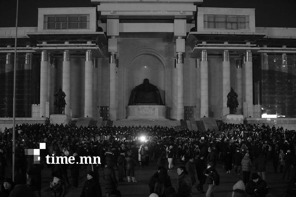 Улс орноо үнэхээр л өөрчилье гэж байгаа бол УИХ-ын сонгуулийг дахин хийсэн нь дээр