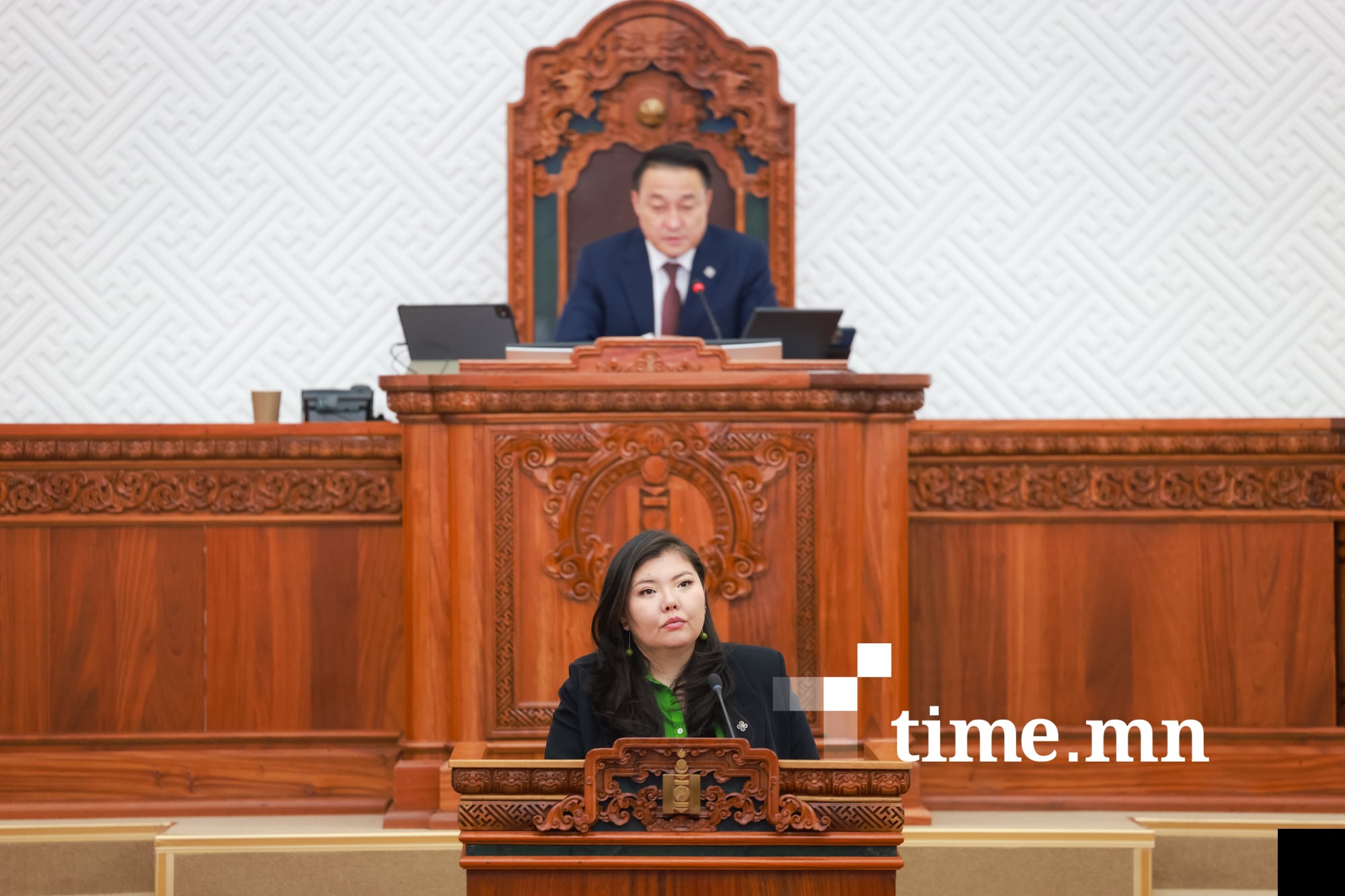 УИХ-ын гишүүн М.Нарантуяа-Нара УИХ-ын гишүүнийг эргүүлэн татах хууль санаачилна гэж мэдэгдлээ