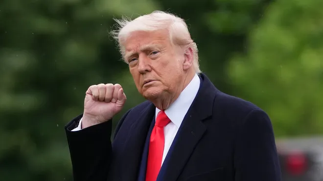 Д.Трамп Иранд цохилт өгөх төлөвлөгөөг батласан ч эцсийн шийдвэрээ гаргаагүй байна
