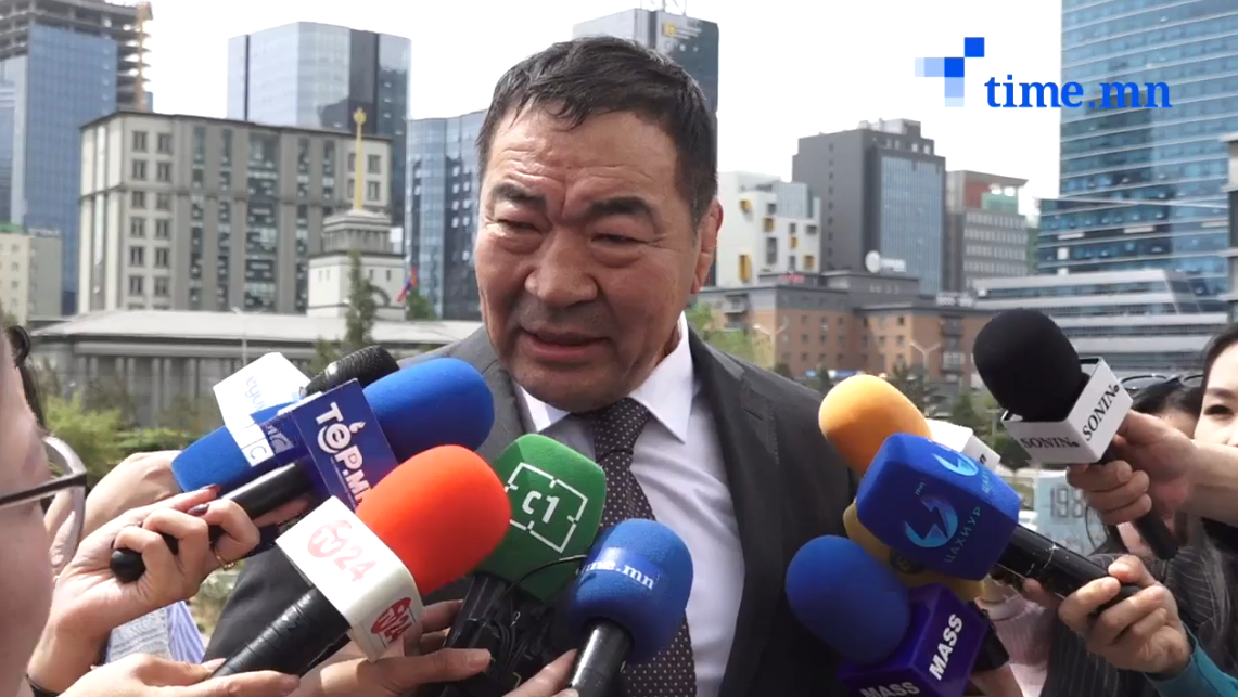 Б.Бат-Эрдэнэ: Г.Занданшатарыг би удам судраас нь мэднэ