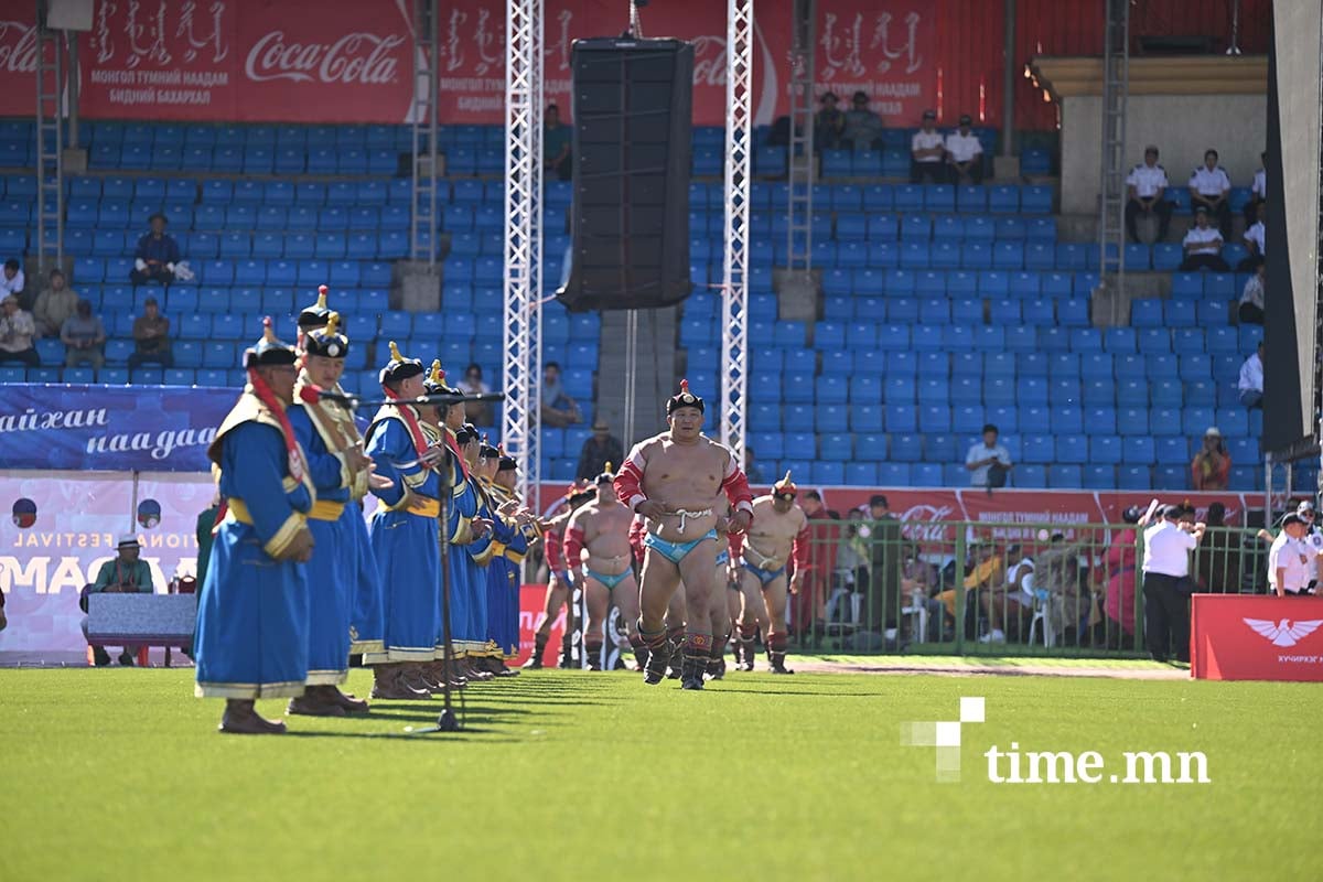 Тавын даваанд улсын цолтой 23 бөх тунан үлдлээ