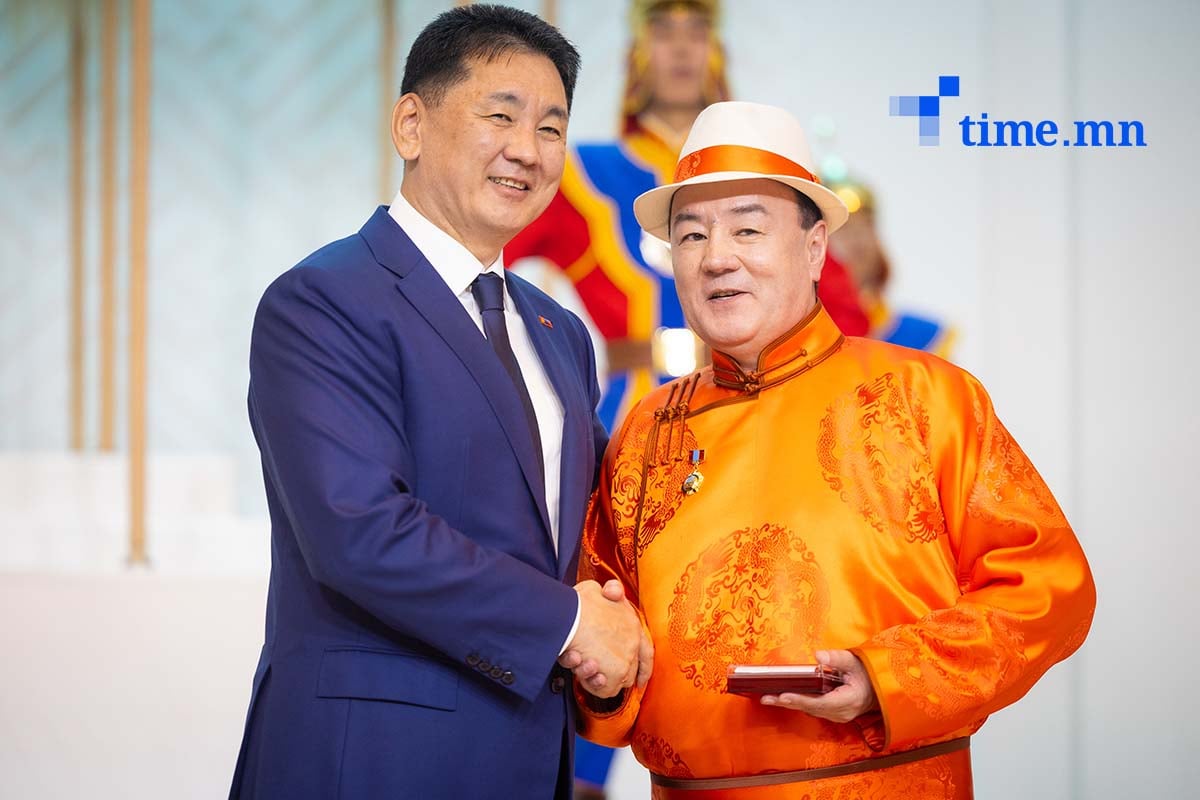 Нэвтрүүлэгч Г.Чоглоонамжил Соёлын гавьяат зүтгэлтэн боллоо