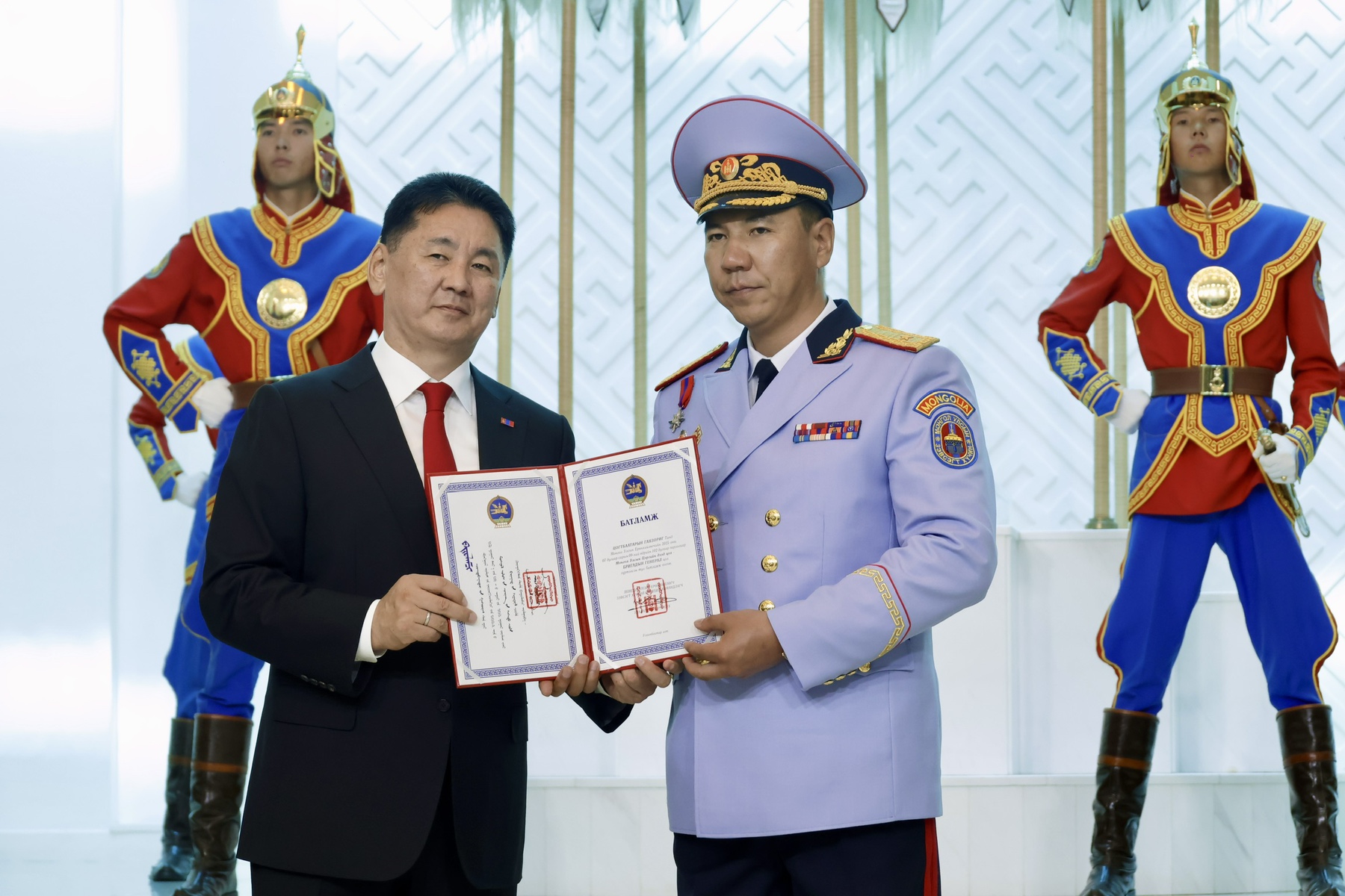 ОБЕГ-ын тэргүүн дэд дарга бөгөөд штабын дарга Ц.Ганзориг бригадын генерал цол хүртлээ