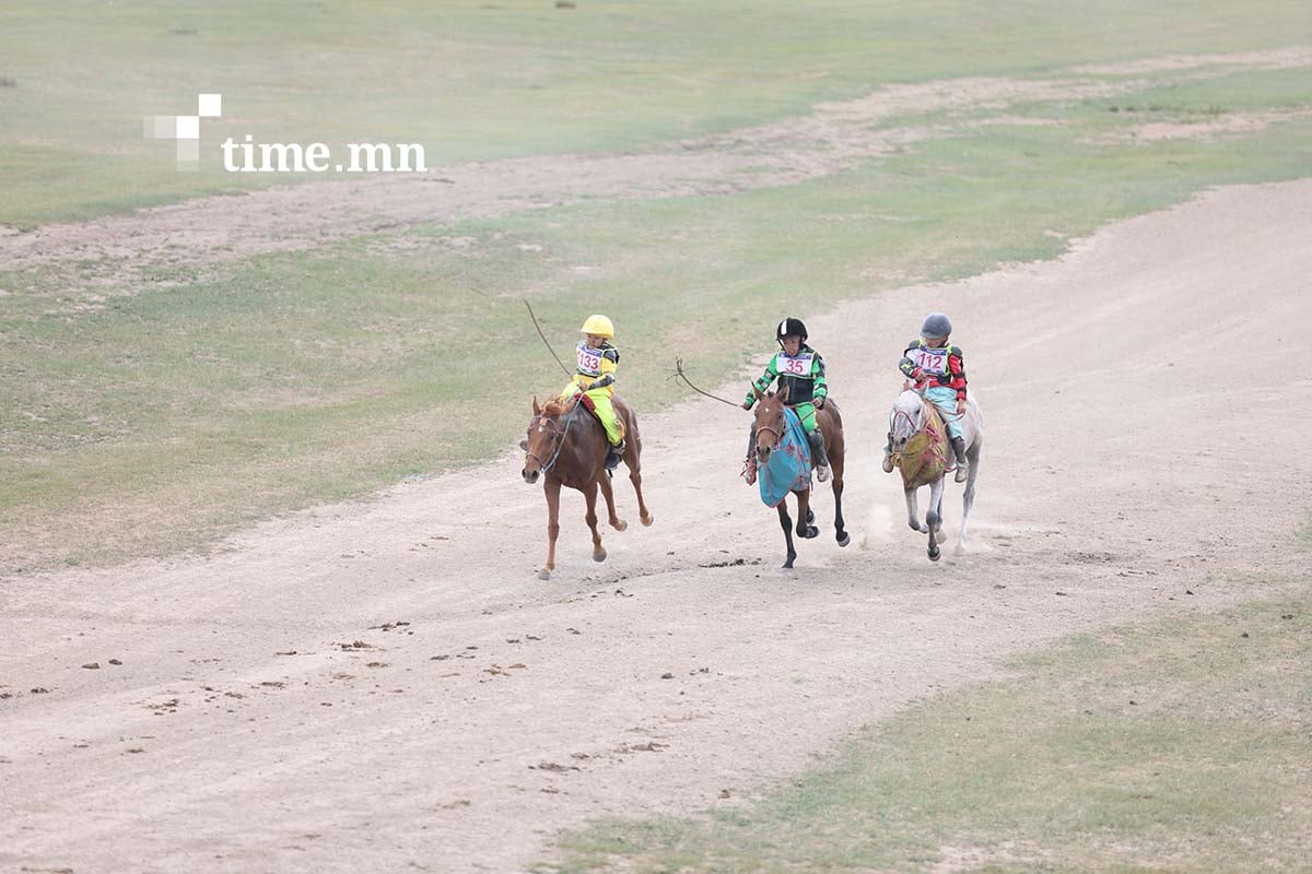 Төв аймгийн 3 сумаас төрийн наадмын айраг түрүү тодорлоо