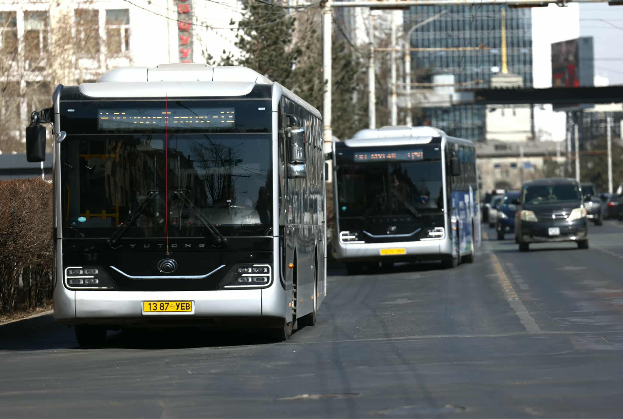 Хүй долоон худаг, Төв цэнгэлдэх хүрээлэн чиглэлд нийтийн тээвэр үнэ төлбөргүй үйлчилнэ