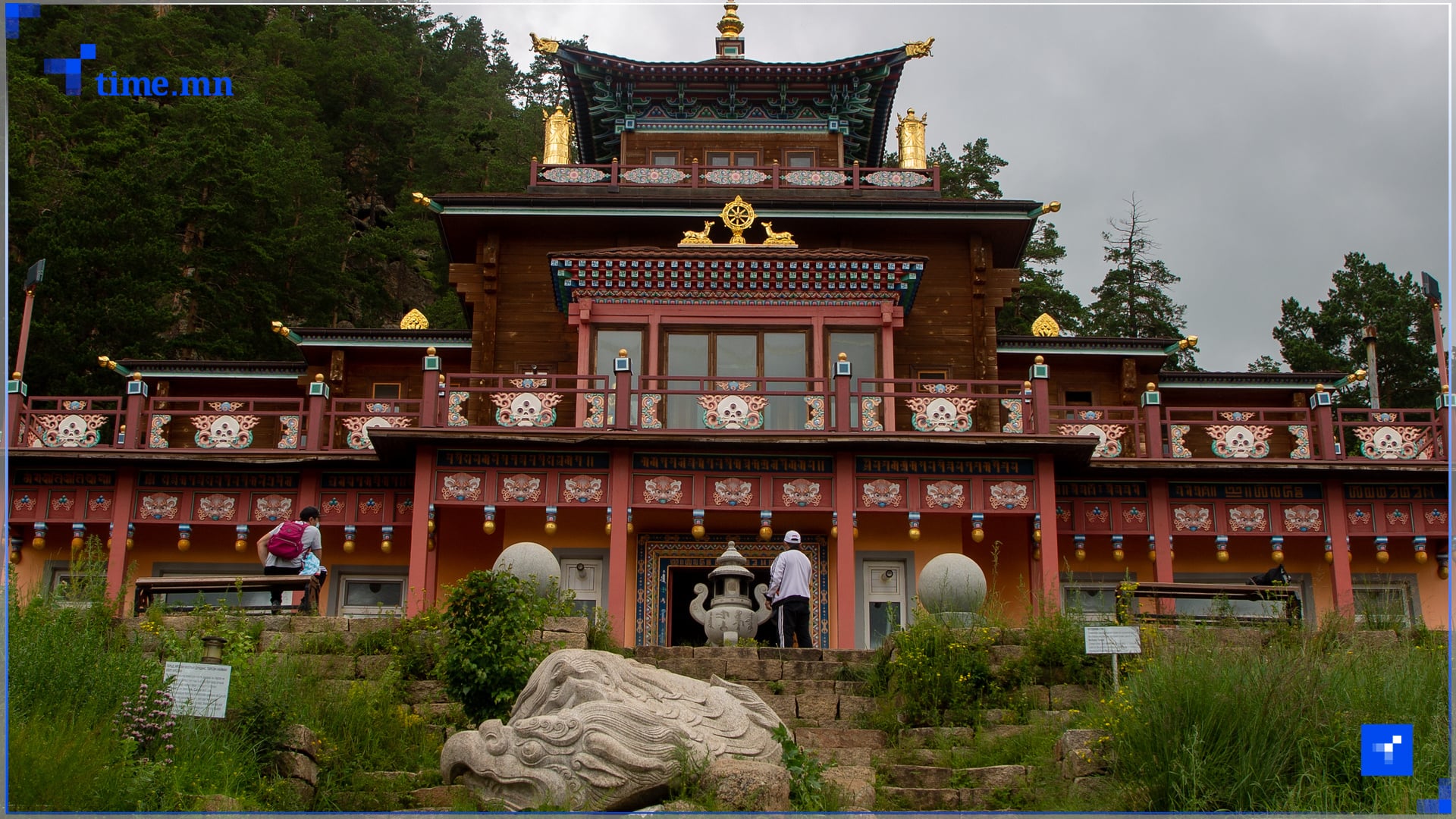 Бурханч лам Г.Пүрэвбат агсны гэрээслэлийг БНСУ-ын иргэн нуун дарагдуулж байна гэв