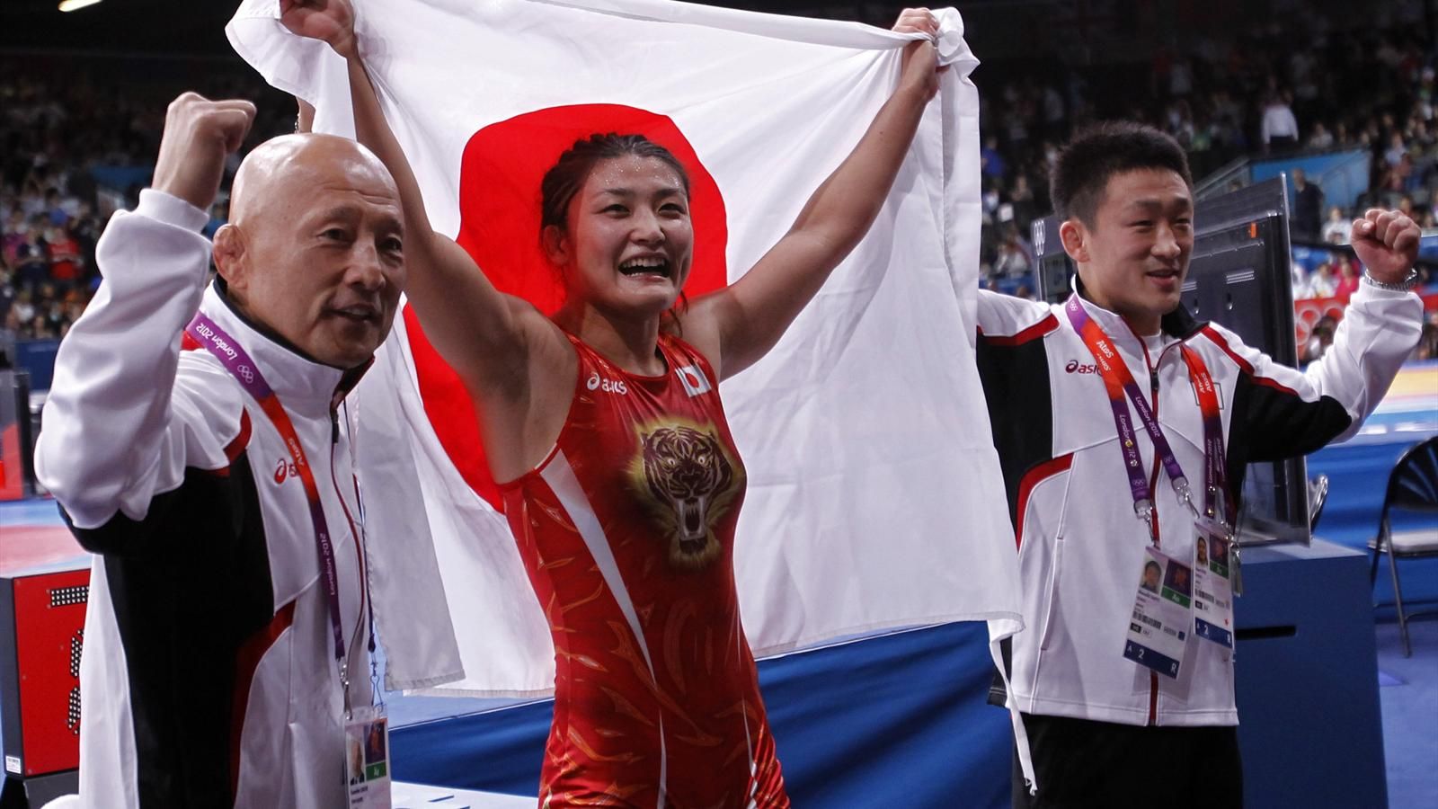 Японы алдарт дасгалжуулагч Казухито Сакайя чөлөөт бөхийн шигшээ багт ажиллана