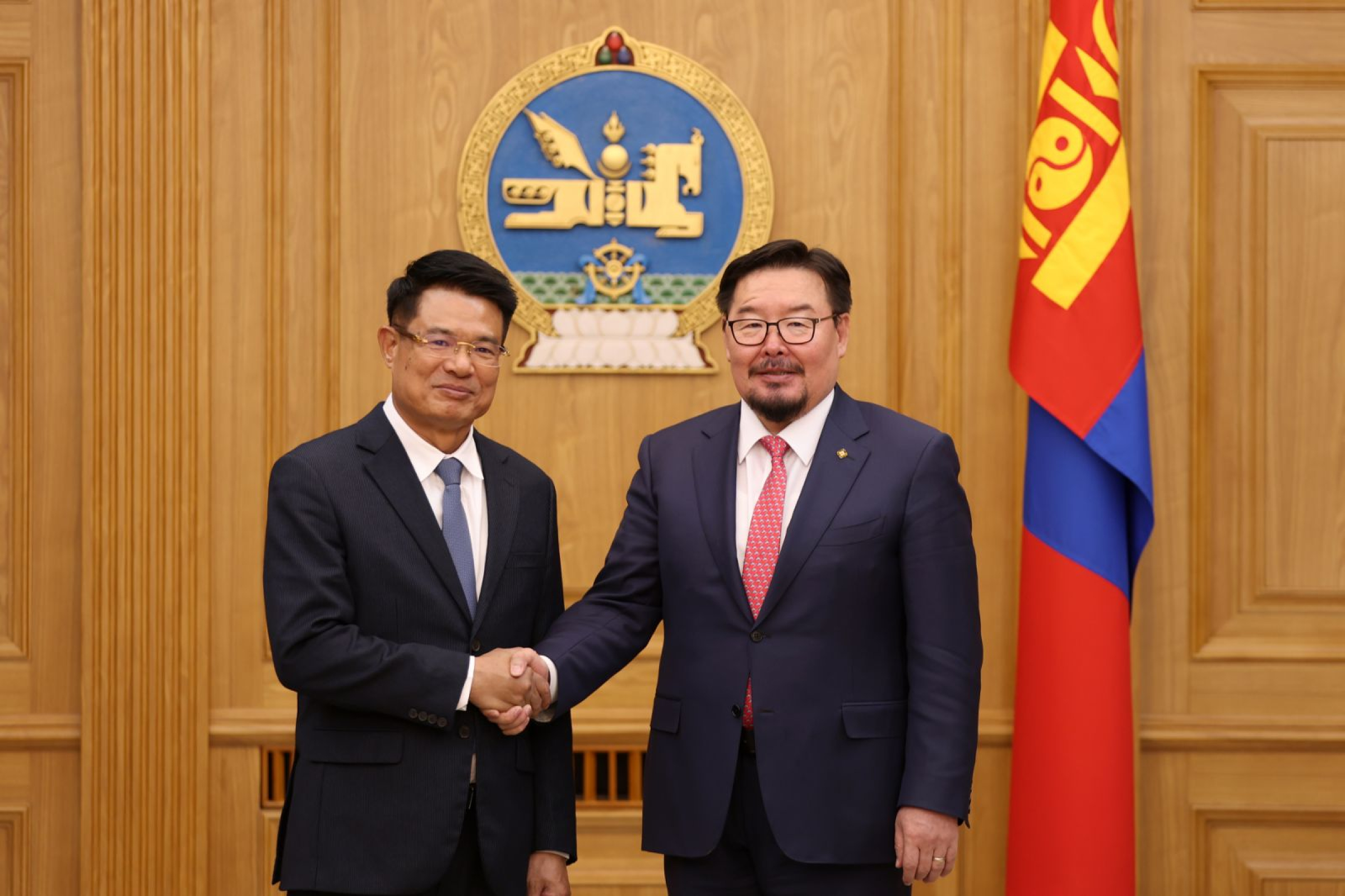 Вьетнам улстай авлига, албан тушаалын гэмт хэрэг болон хар тамхи, мансууруулах бодистой тэмцэх чиглэлээр хамтран ажиллана