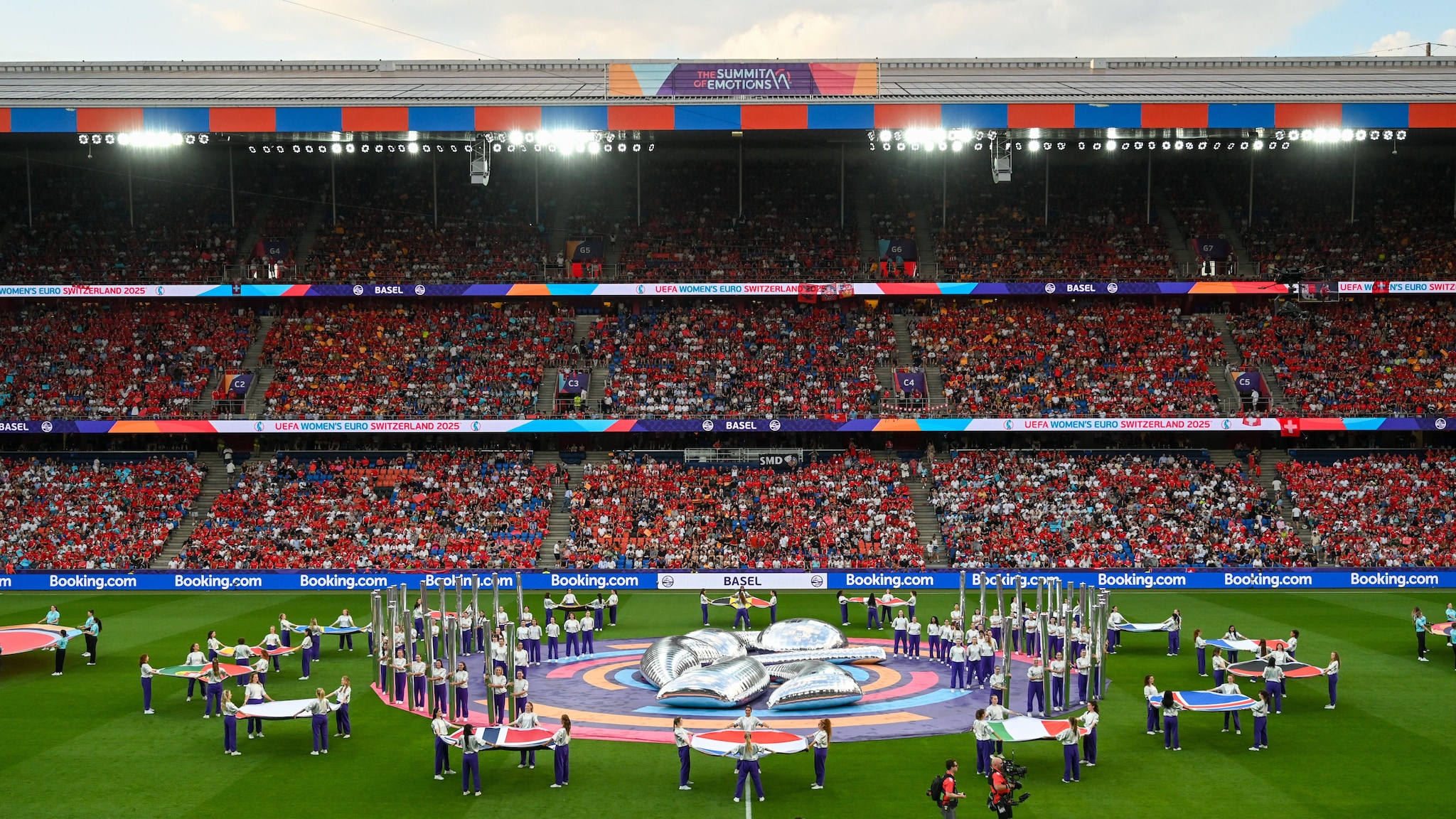 Women’s EURO: Финалын тоглолтууд өнөөдөр эхэлнэ