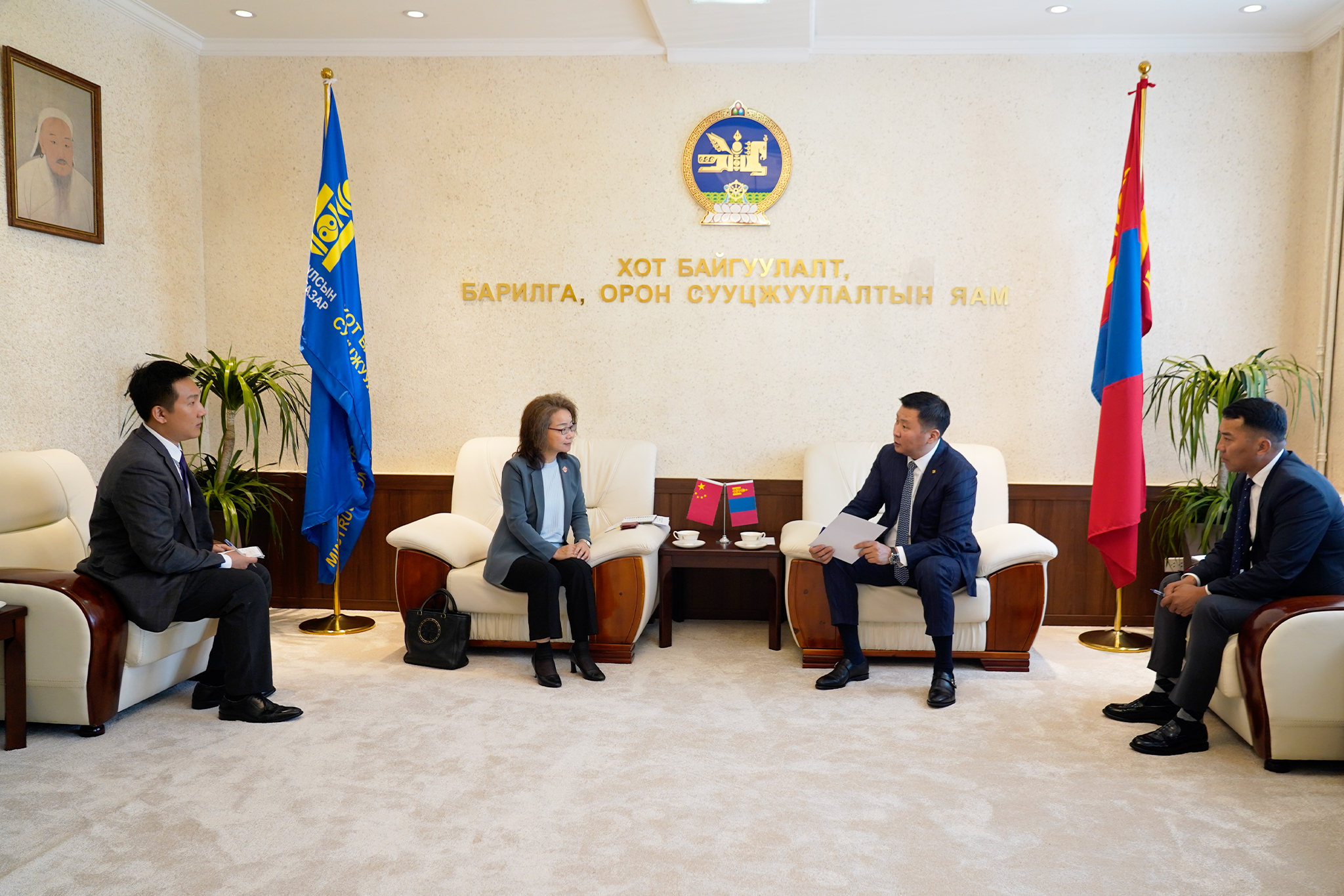 “Залуус-1” орон сууцны хороолол барих төслийг БНХАУ-тай хамтран хэрэгжүүлэх талаар санал солилцжээ