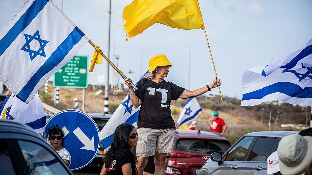 Израил улс бүх барьцааны хүмүүсийг суллахыг шаардаж, гал зогсоох асуудалд эргэлзээ төрүүлж байна