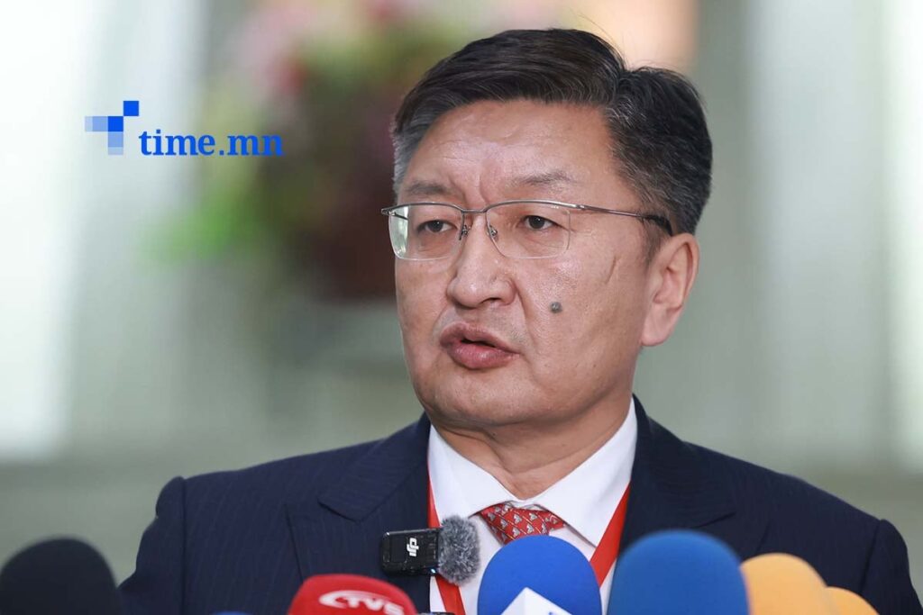 Я.Содбаатар нэр төрд нь  халдсан гэдэг үндэслэлээр цагдаад ханджээ