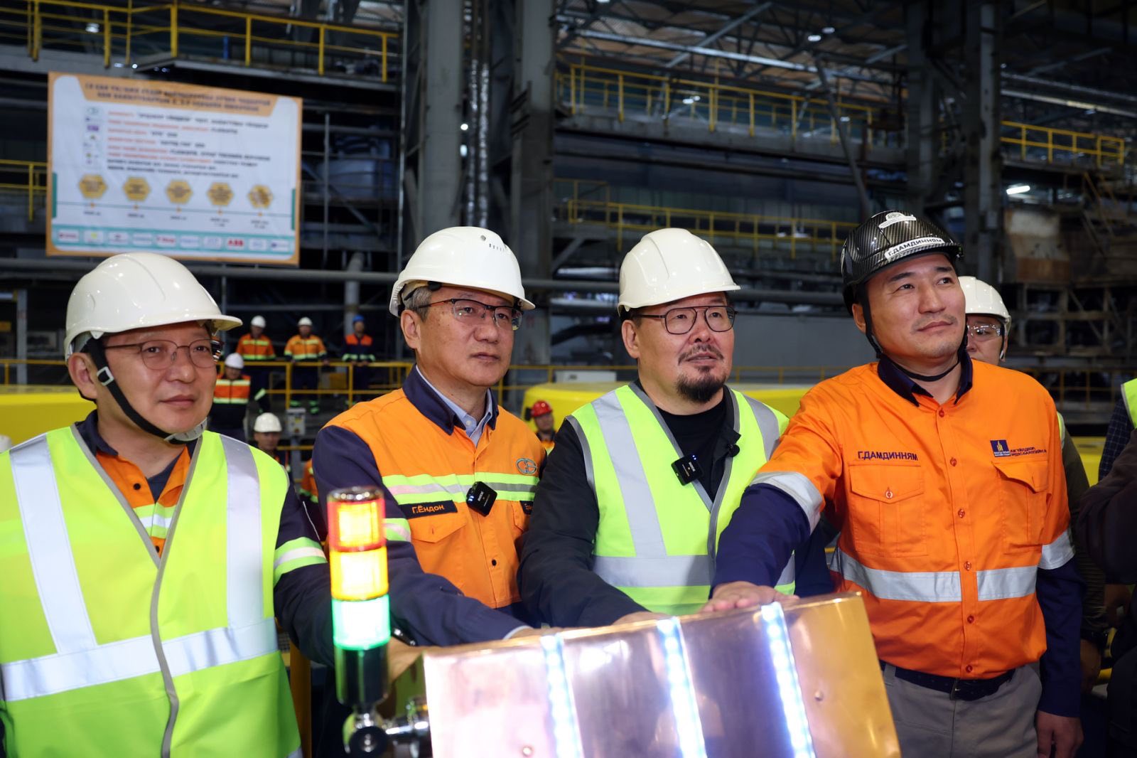 “Эрдэнэт үйлдвэр” жилд 40 сая тн хүдэр боловсруулдаг боллоо