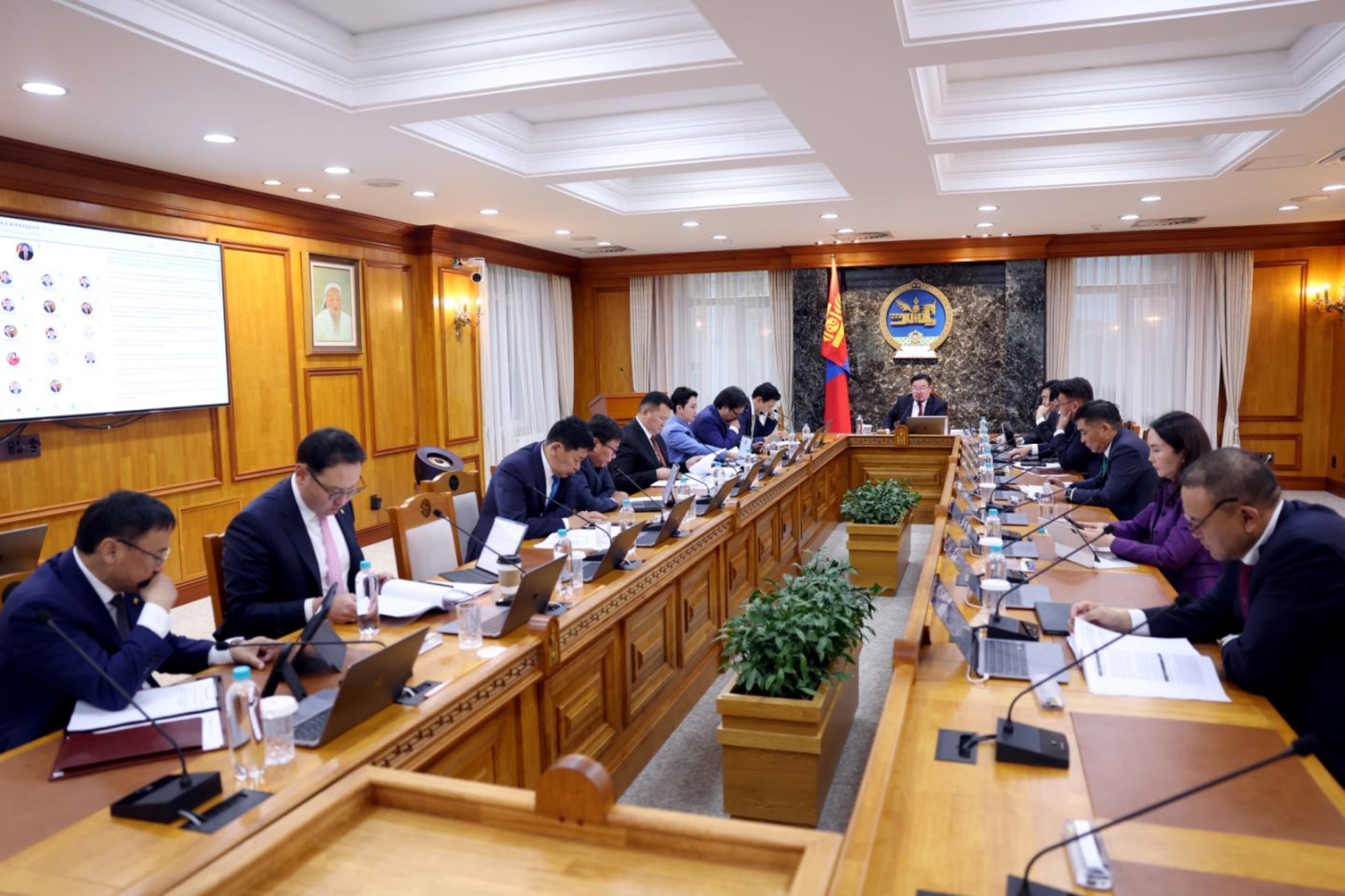 Онцгой байдлын байгууллагын алба хаагчийн онцгой нөхцөлийн нэмэгдлийг 40 хувь болголоо