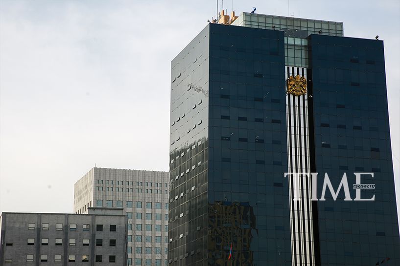 Нийслэлийн төр, захиргааны байгууллагууд 08:00-17:00 цагийн хооронд ажиллаж эхэллээ
