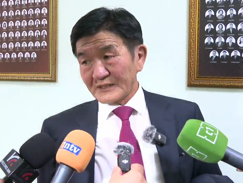 Ц.Нямдорж: Г.Занданшатар, Д.Амарбаясгалан хоёрын алийг нь дэмжиж байгаагаа хэлэхгүй