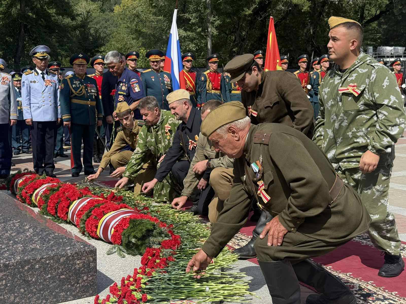 Хабаровскт болсон цэргийн ёслолын жагсаалд монгол цэргүүд оролцов