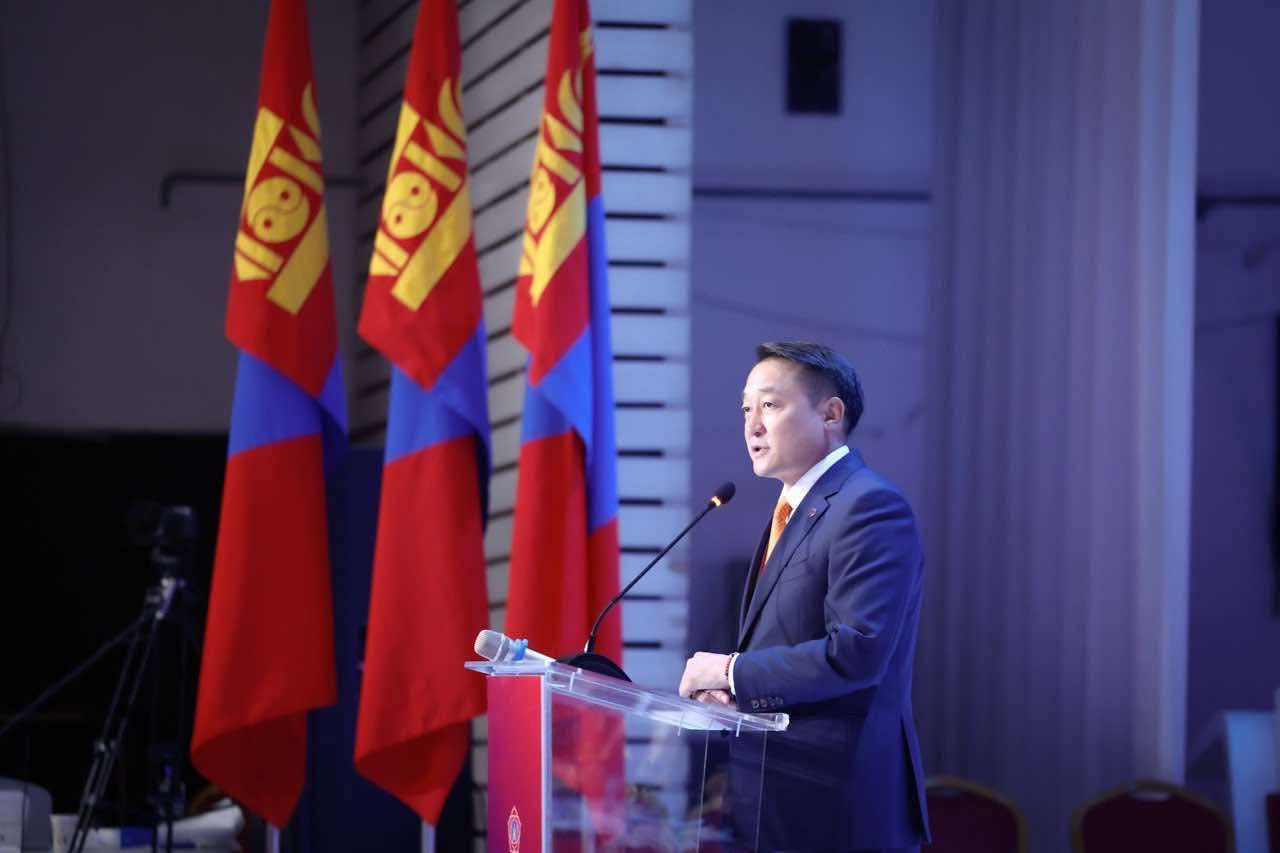 Д.Амарбаясгалан ялалт байгууллаа