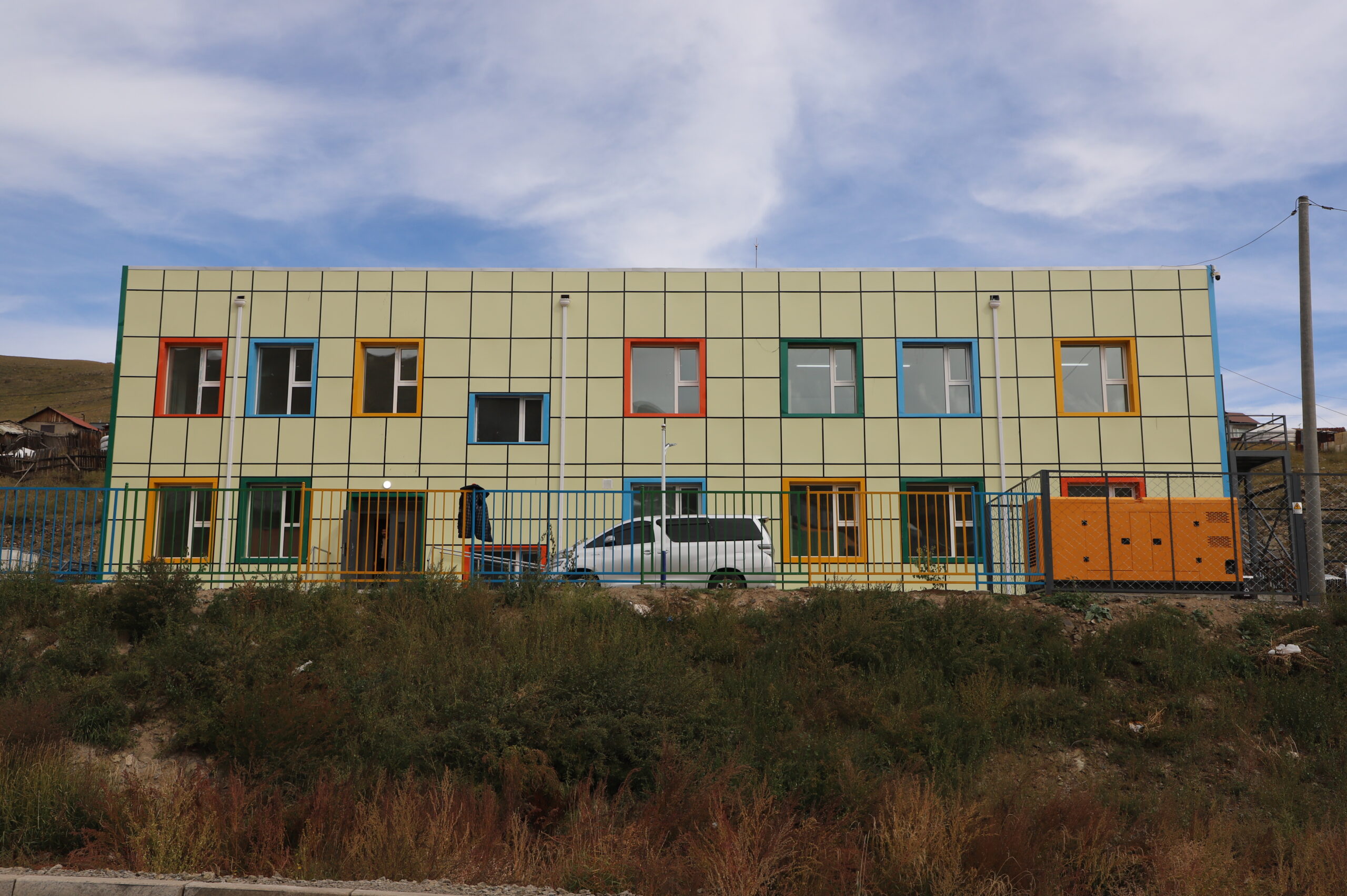 Чингэлтэй дүүргийн 16 дугаар хорооны 100 ортой цэцэрлэгийн барилга угсралтын ажил дууслаа