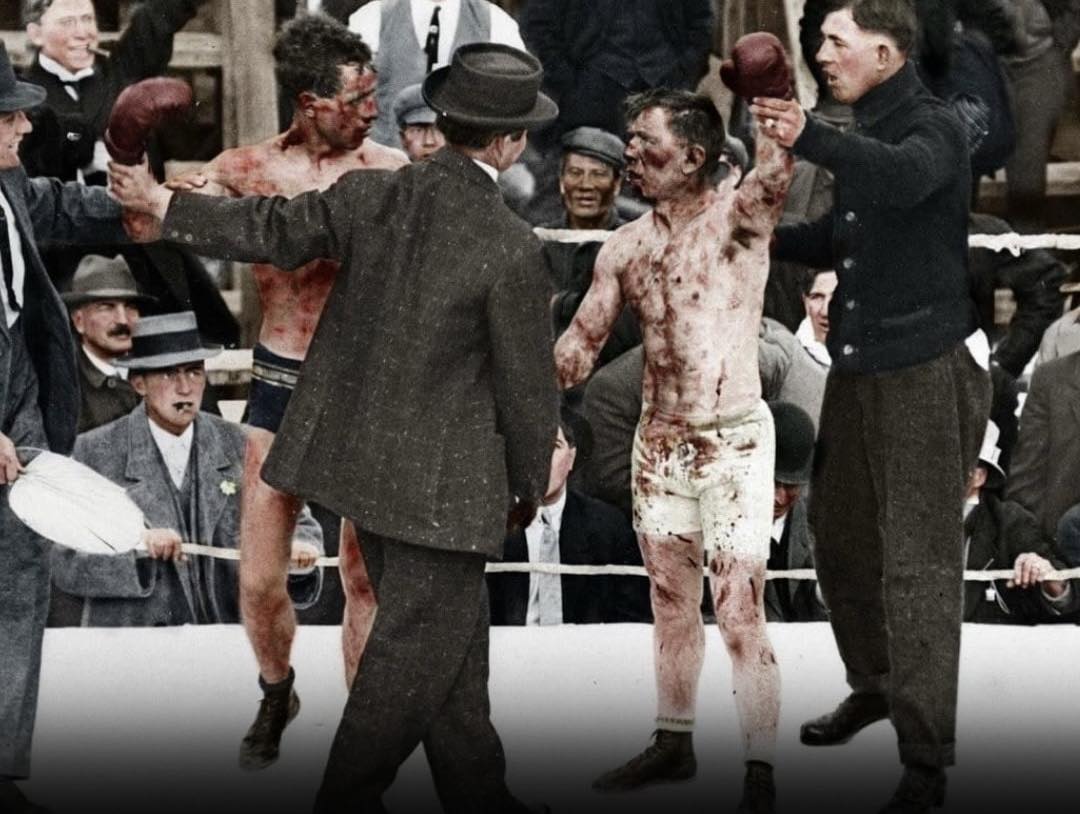 Боксын түүхэн дэх хамгийн удаан тулаан 110 раунд, 7 цаг 19 минут үргэлжилжээ