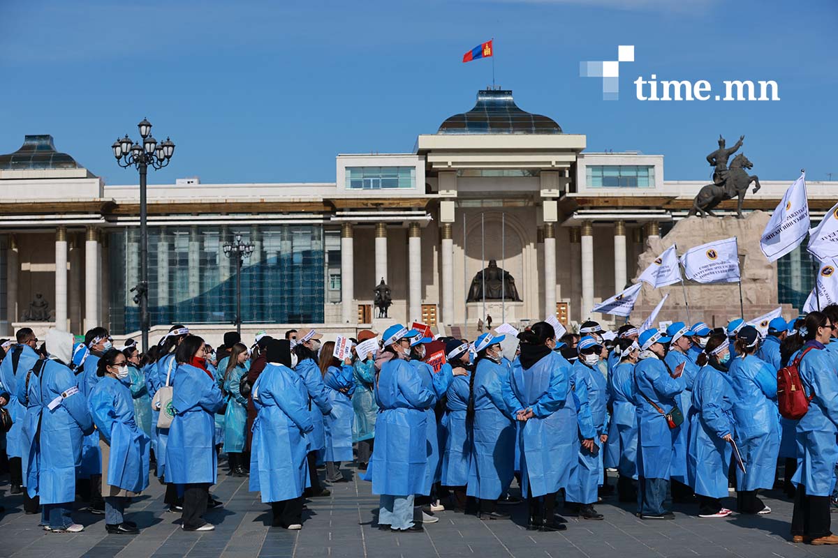 МҮЭХ-ноос эмч нарын зээл төлөлтийг хойшлуулж өгөх саналыг банк болон банк бус байгууллагуудад хүргүүлжээ