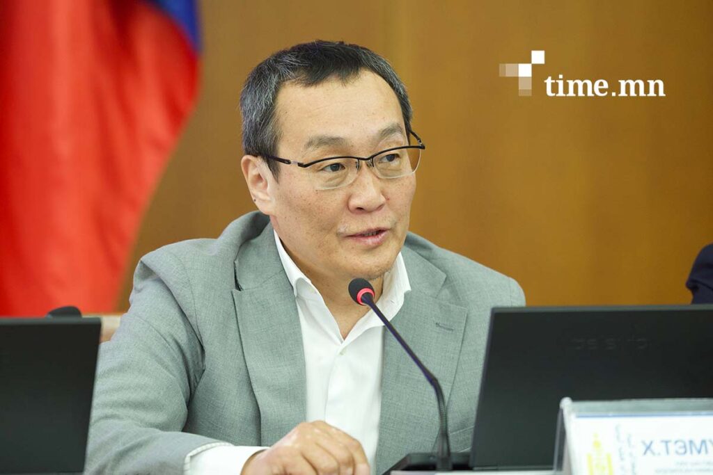 Х.Тэмүүжин: Цэцийн гишүүн О.Мөнхсайхан парламент, ард түмэн засгийн эрх мэдлийн үндэс юм гэдэг суурь үзэл санааг үгүйсгэсэн