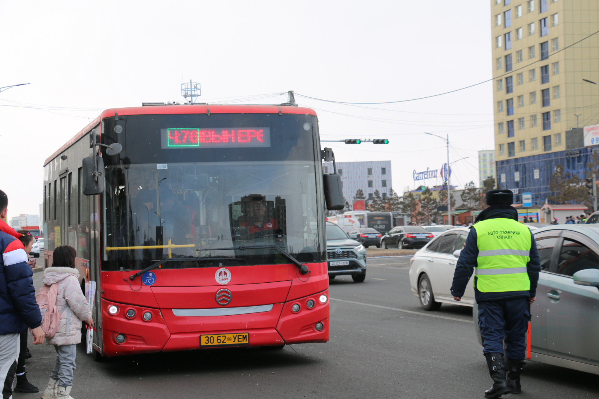 Нийтийн тээврийн 13 чиглэлд өөрчлөлт оруулна