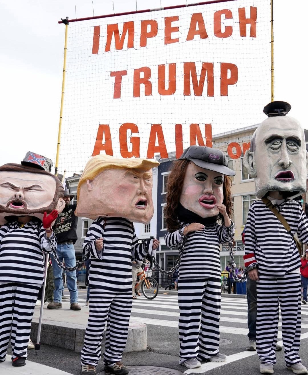 Бидэнд хаан хэрэггүй