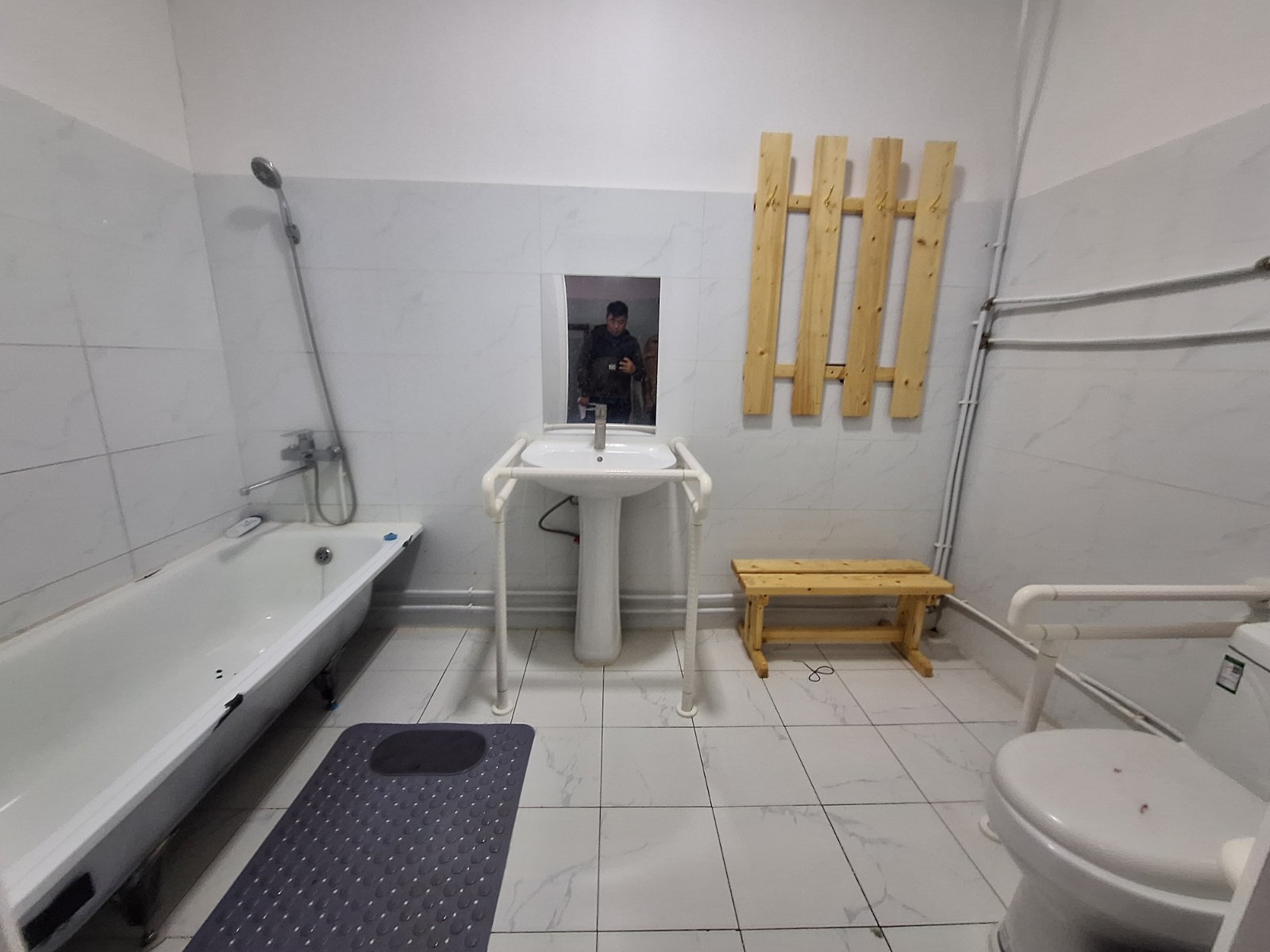 218 цэцэрлэг, 332 сургууль, 245 дотуур байрыг ариун цэврийн байгууламжтай болголоо