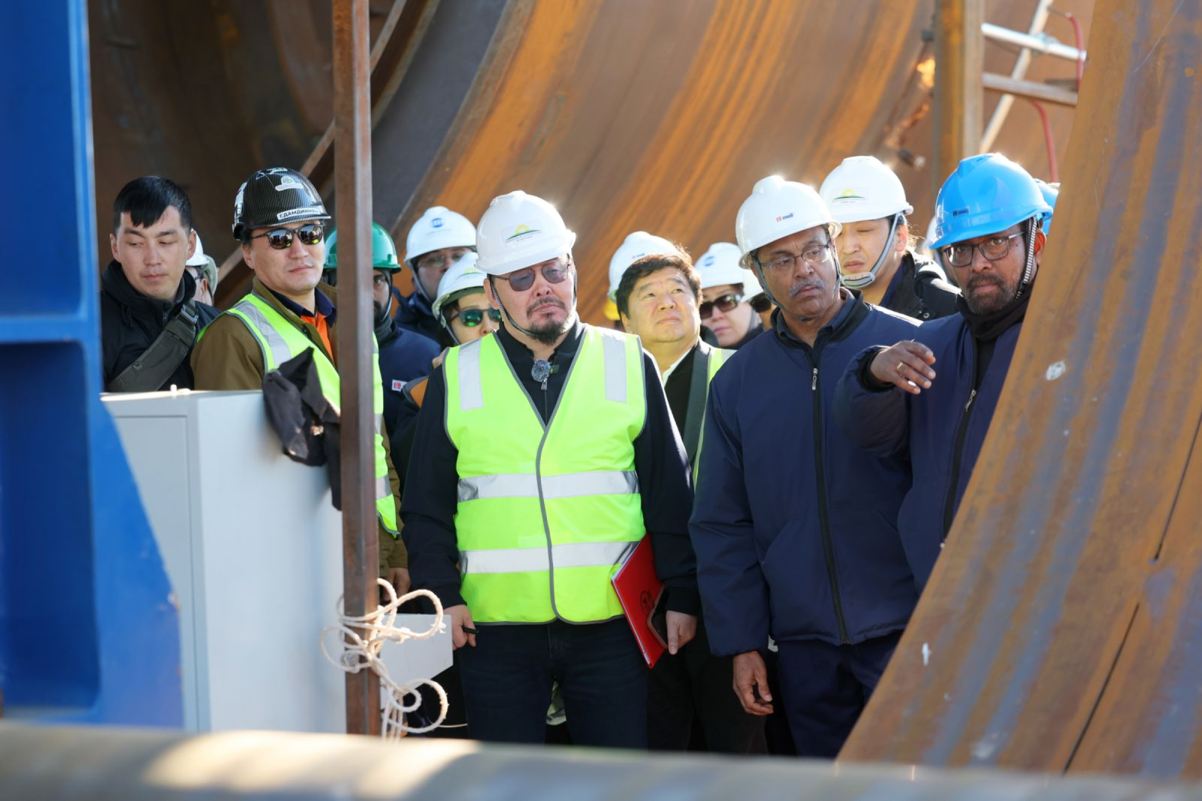 Г.Занданшатар: Газрын тос боловсруулах үйлдвэрийг 2027 онд ашиглалтад оруулахаар төлөвлөж байна 