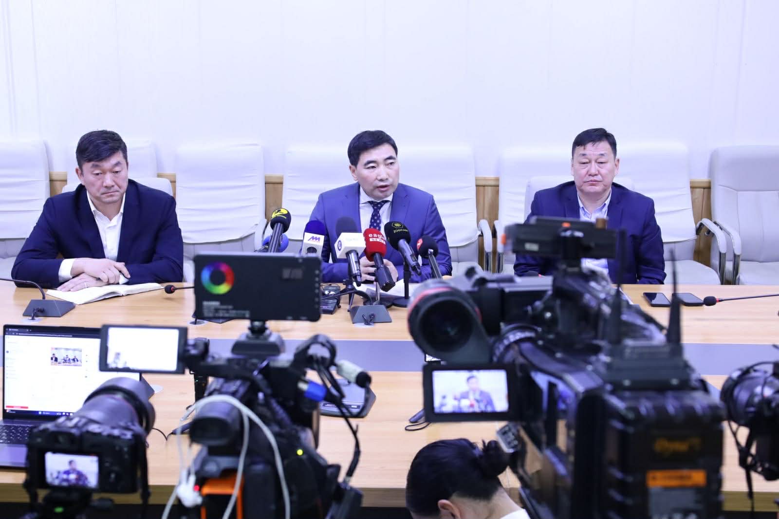 Шатахууны нийлүүлэлт хэвийн, өдөрт 120 вагон хүлээн авч байна