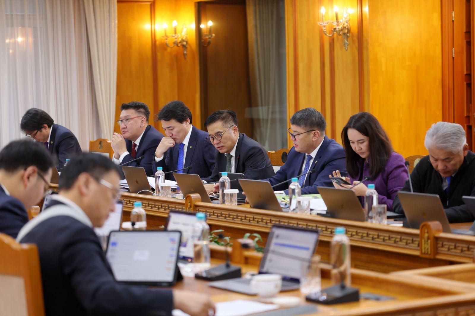 Уран бүтээлийн үнэ цэнийг өсгөнө