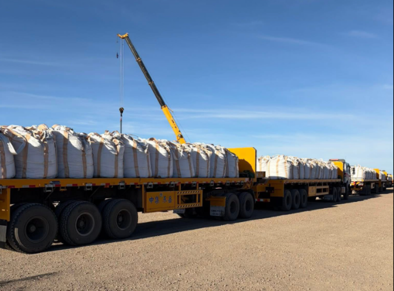 Оюу толгойн зэсийн баяжмалыг төмөр замаар тээвэрлэнэ