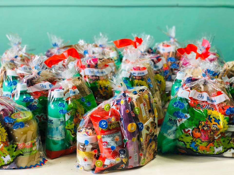 Хүүхдүүддээ сахрын агууламж багатай бэлэг бэлэглээрэй