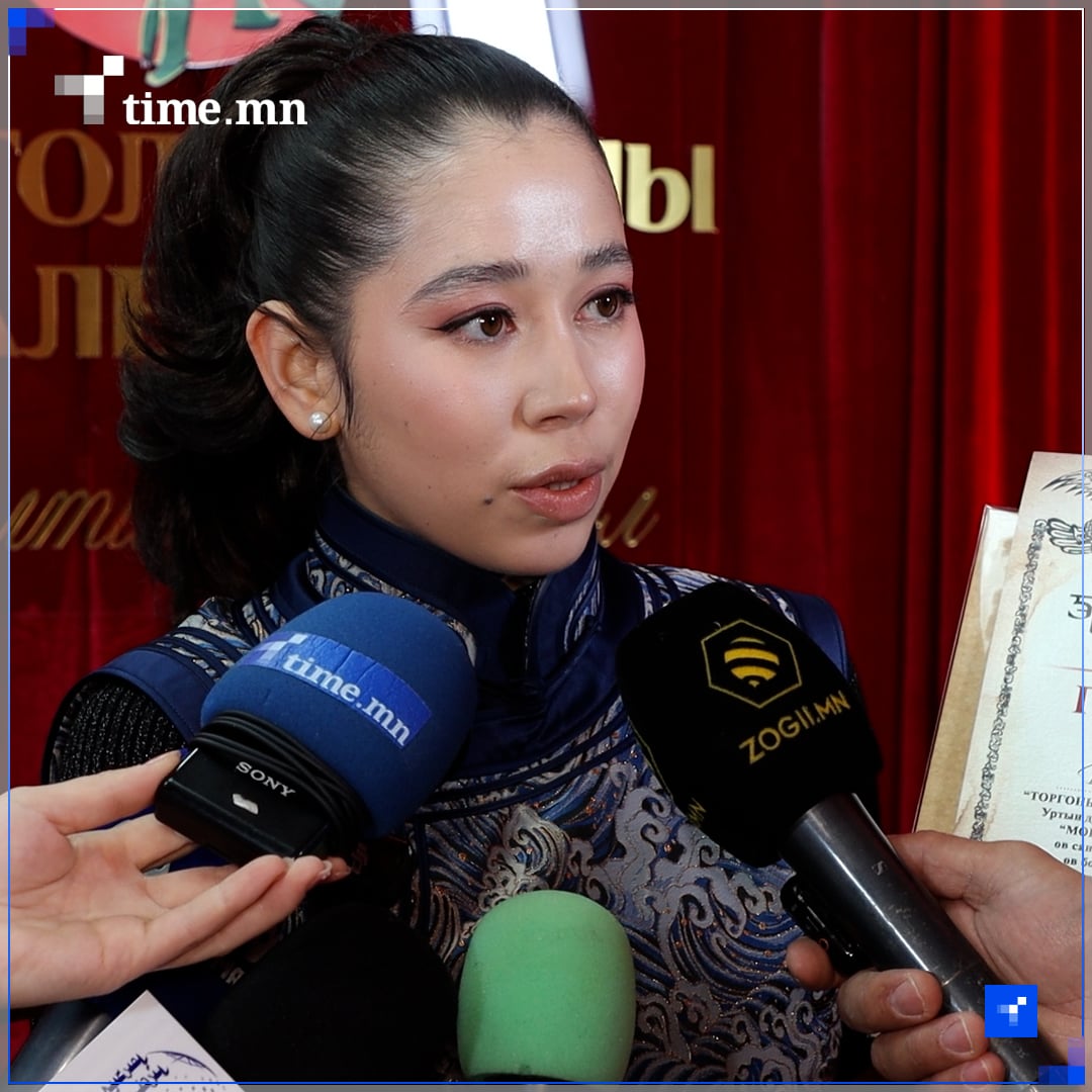 Дуучин Ч.Мишээл “Уяхан замбатив”-г сэргээн дуулахаар боллоо