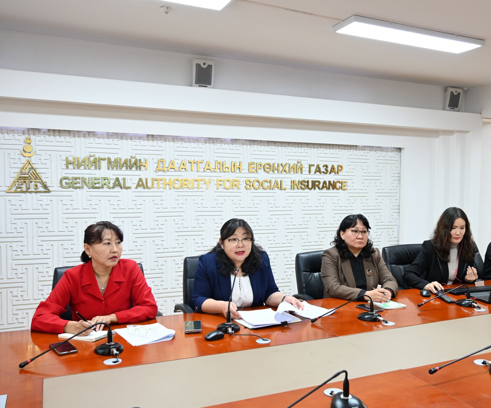 Нийгмийн даатгалын улсын байцаагчийн шалгалтад бэлтгэх сургалтыг зохион байгууллаа