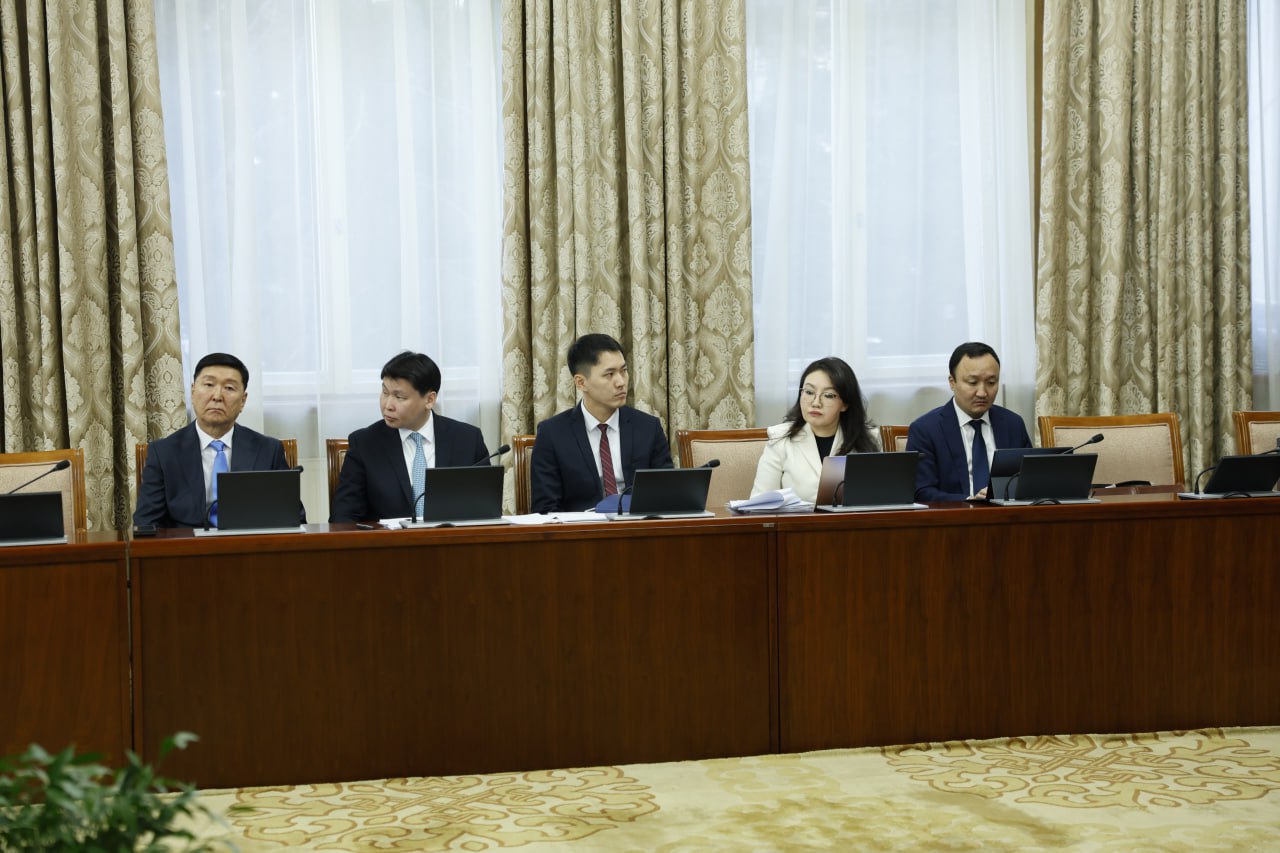 21 улсад Монгол Улсыг төлөөлөх Элчин сайд нарыг шинэчиллээ