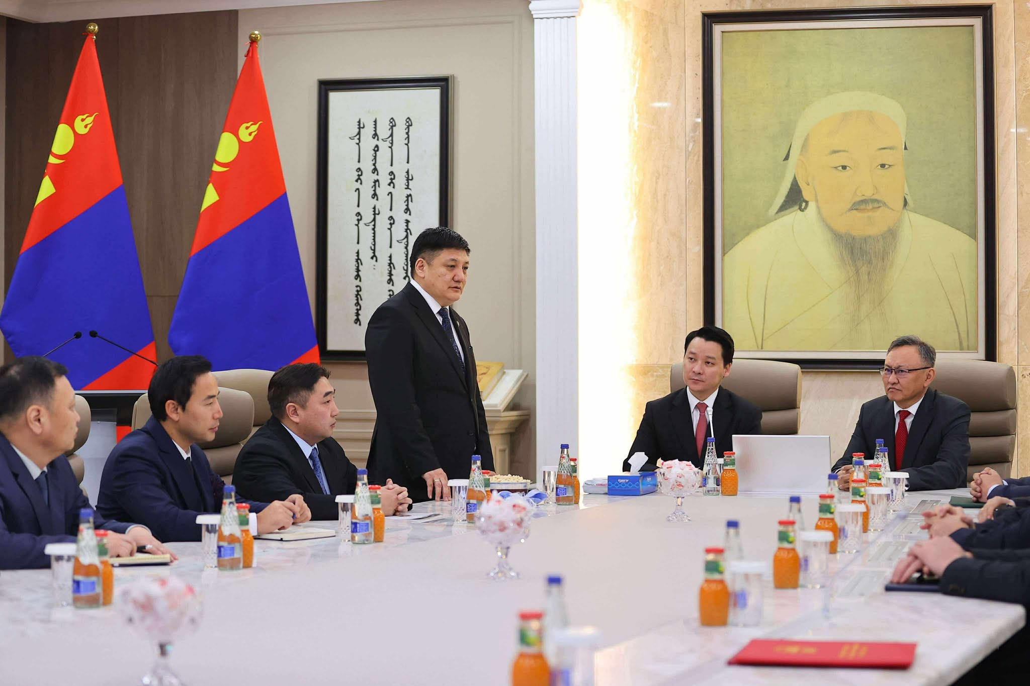 М.Чинбатыг Улсын ерөнхий прокурорын орлогчоор улираан томиллоо