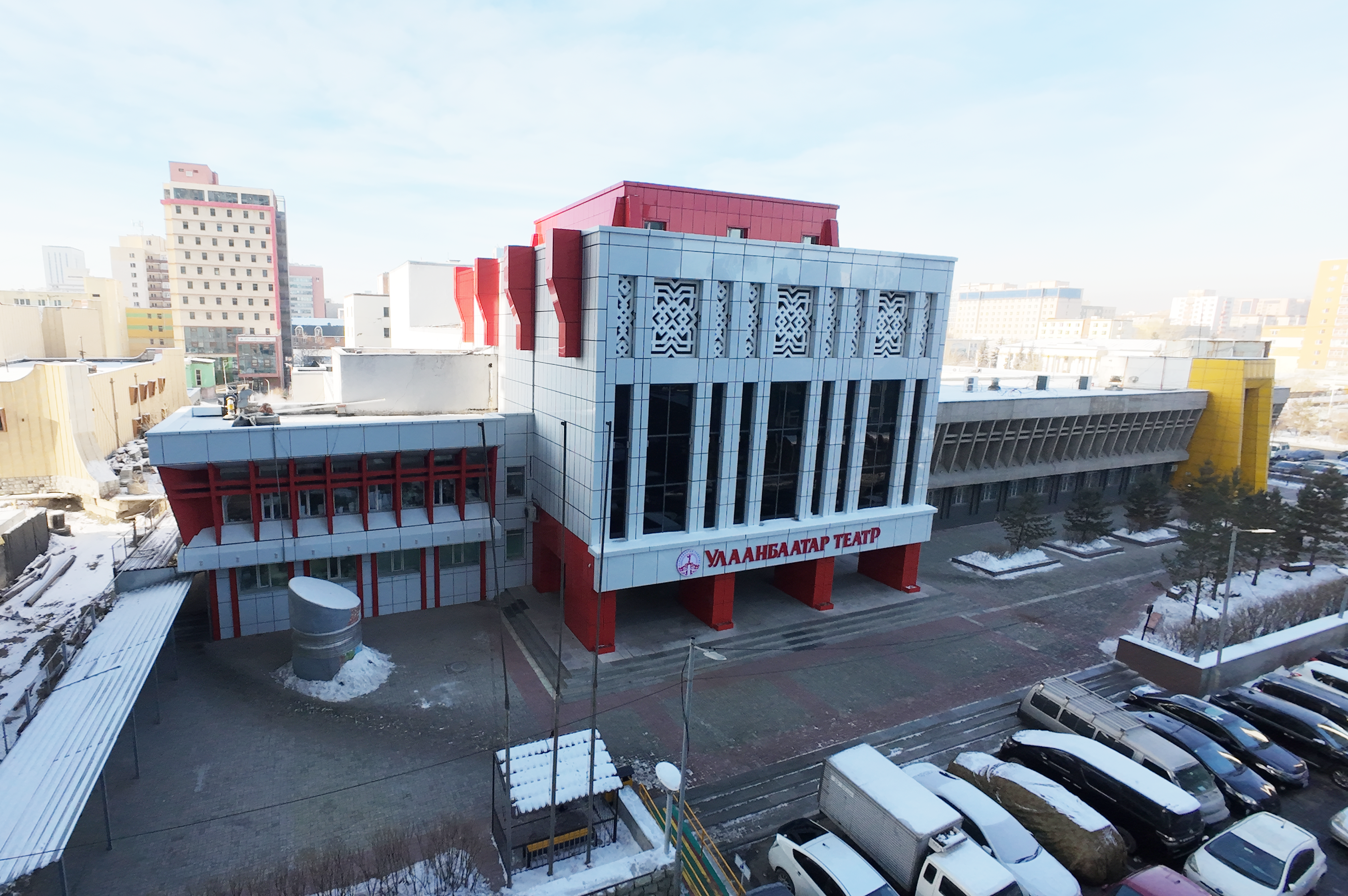 “Улаанбаатар театр”-ын их засвар дуусжээ