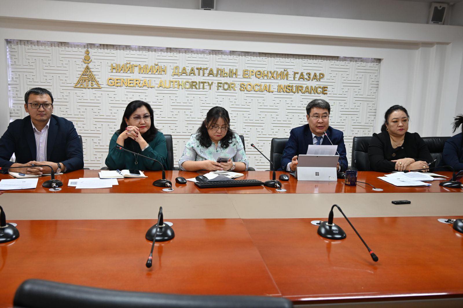 Нийгмийн даатгалын шимтгэлийн өрийг барагдуулах ажлыг эрчимжүүлнэ